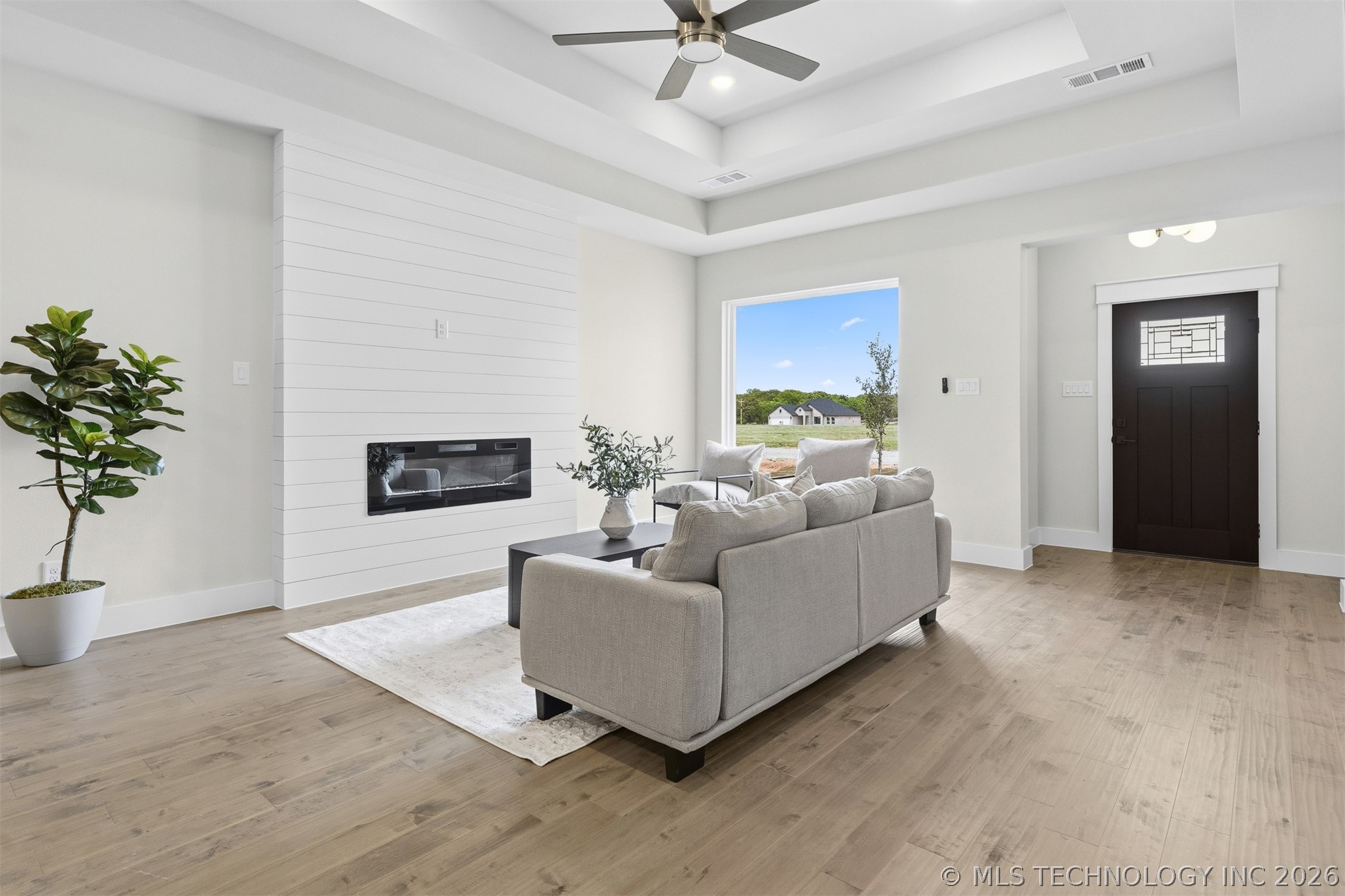 12837 Post Oak Circle Property Photo 4