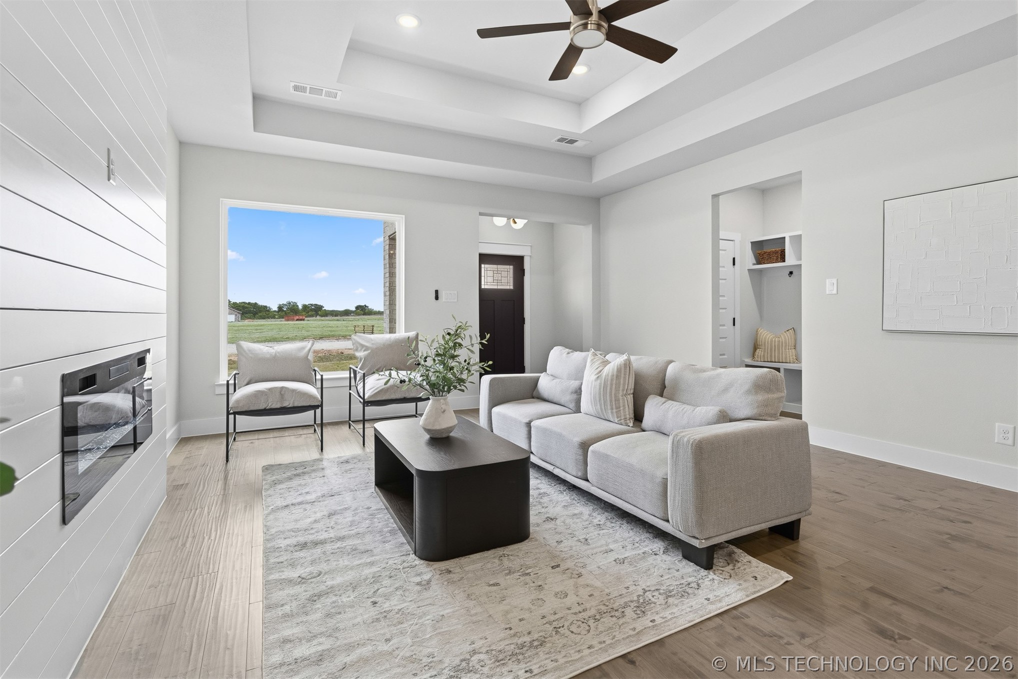 12837 Post Oak Circle Property Photo 6