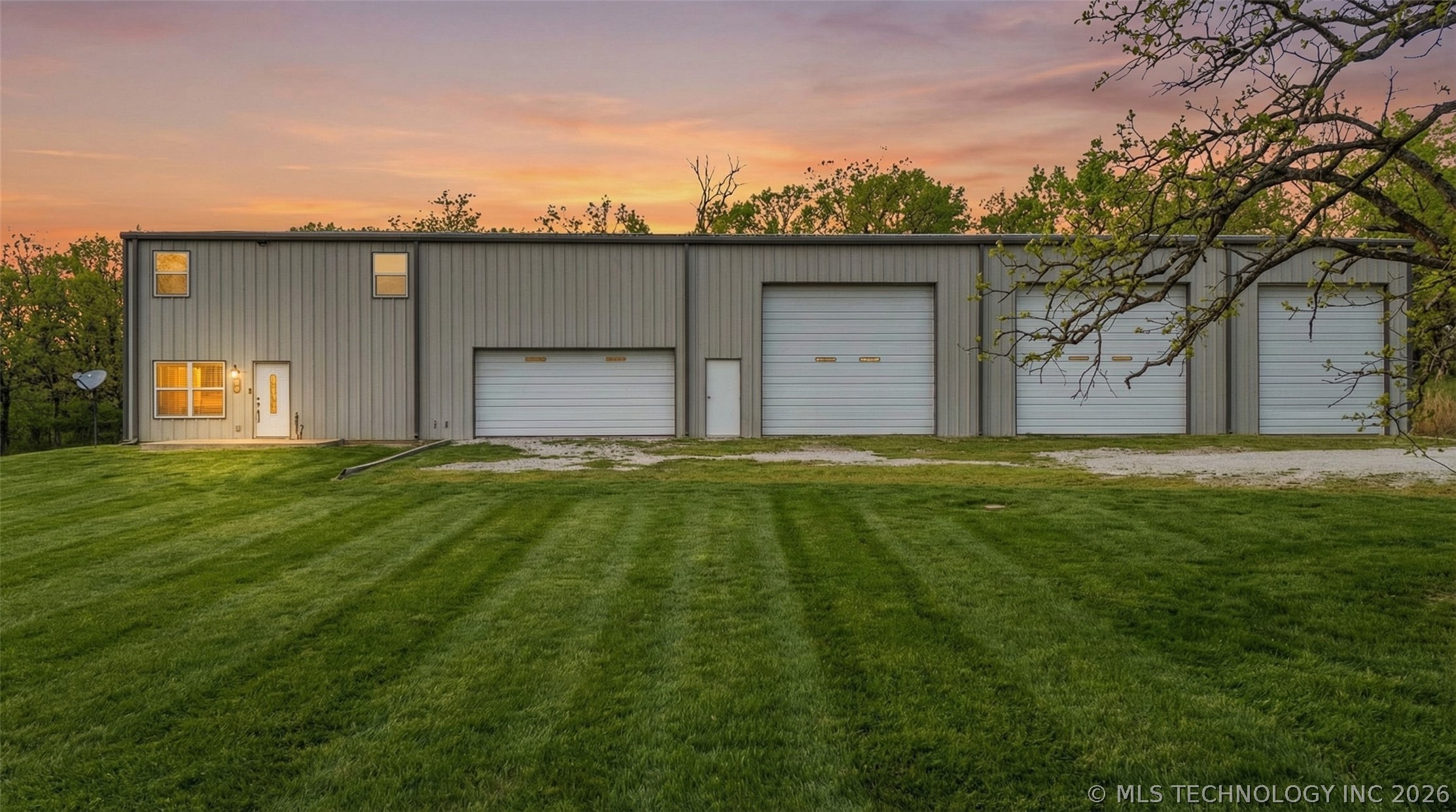 16042 S 97th West Avenue Property Photo 1