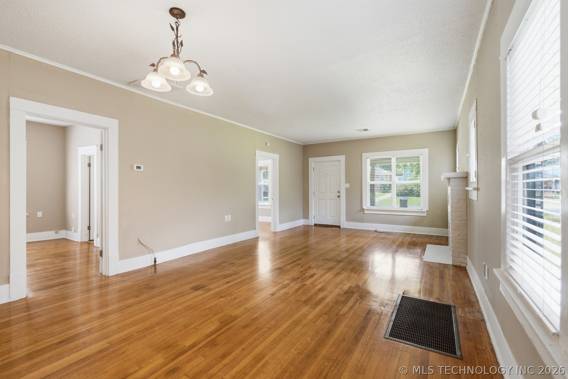 1340 S Johnstone Avenue Property Photo 11