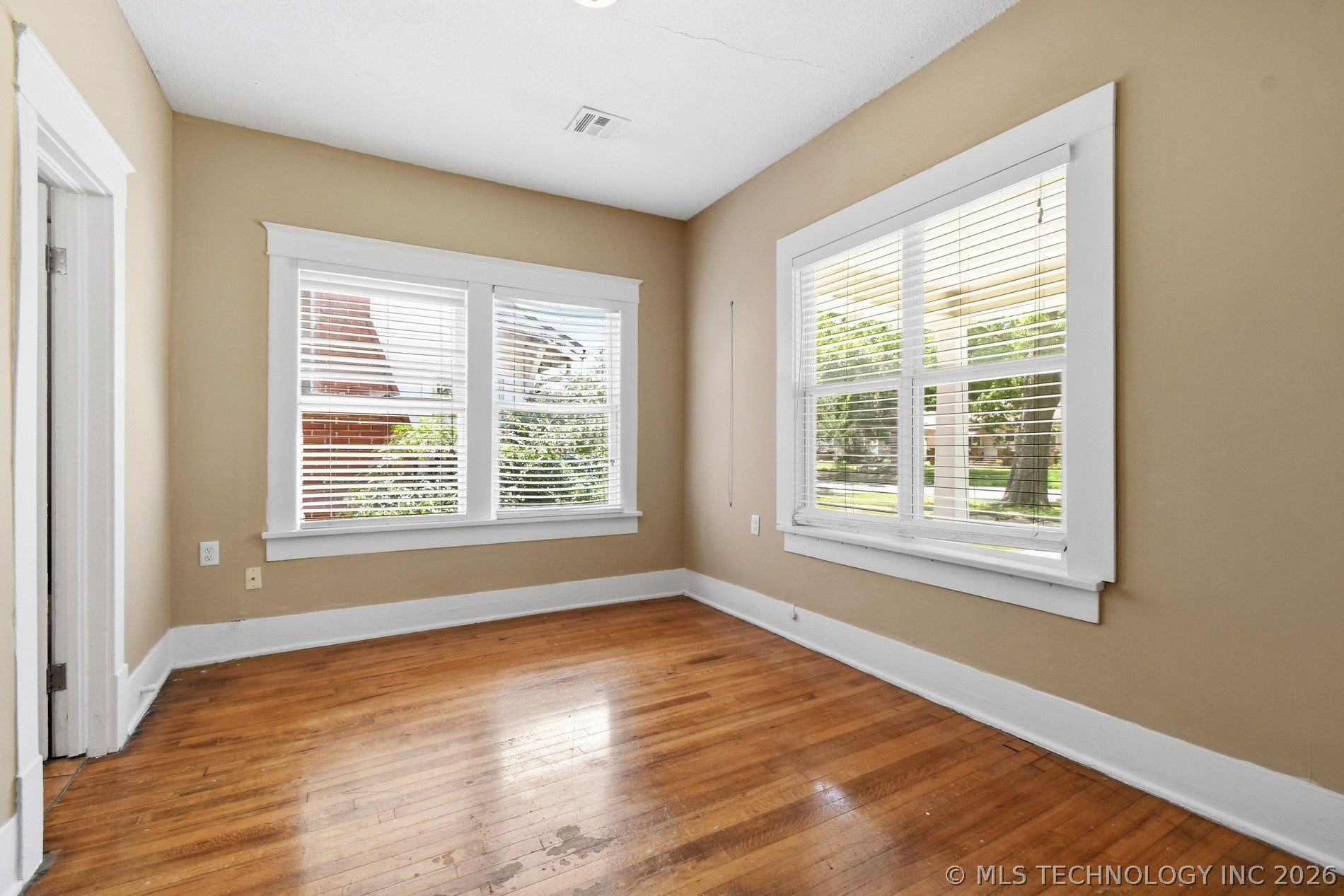 1340 S Johnstone Avenue Property Photo 18