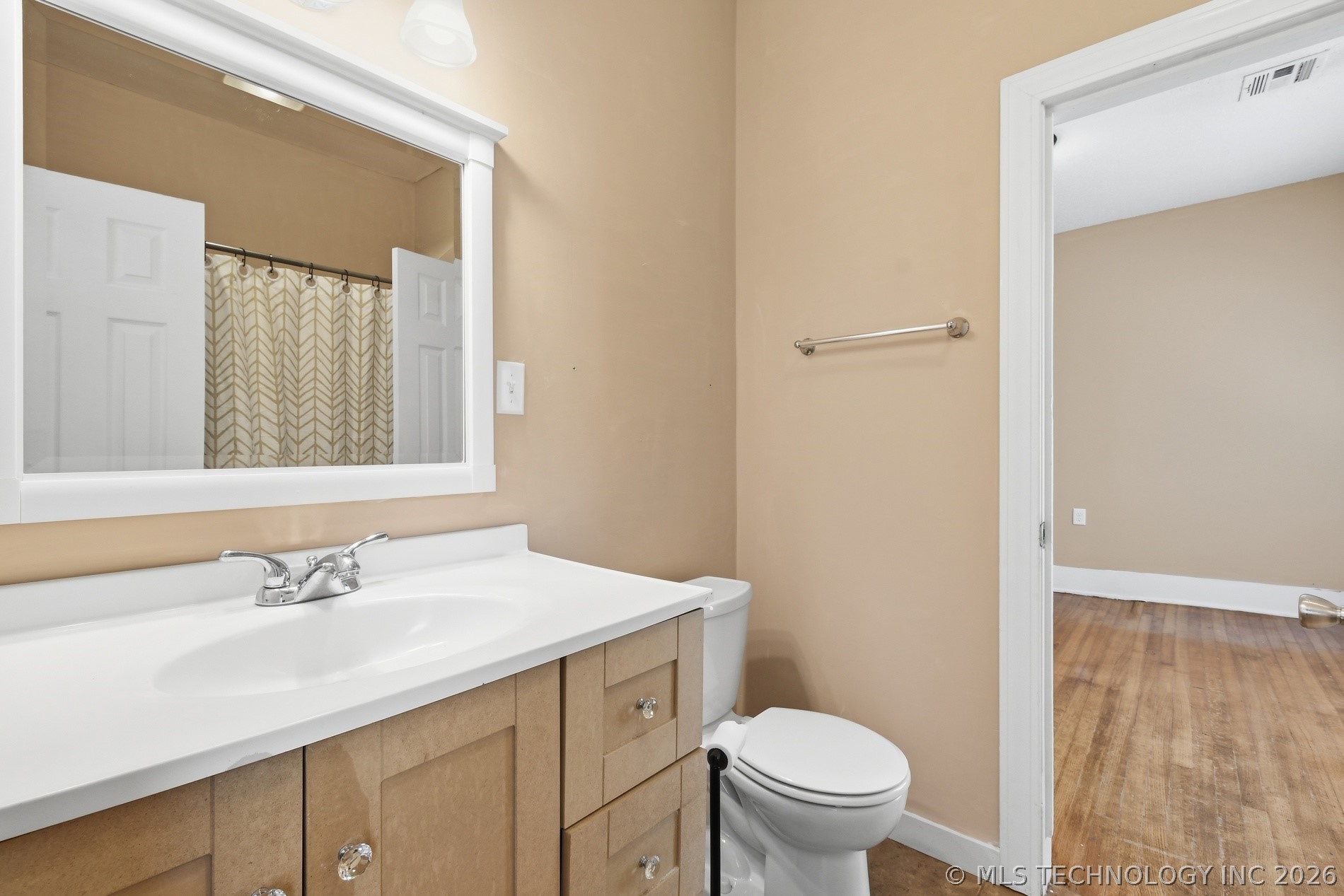 1340 S Johnstone Avenue Property Photo 21