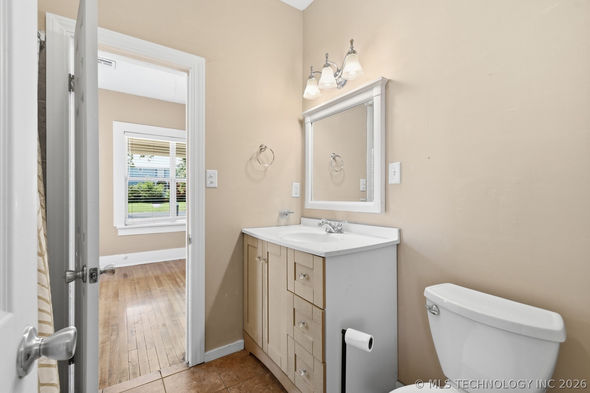 1340 S Johnstone Avenue Property Photo 22