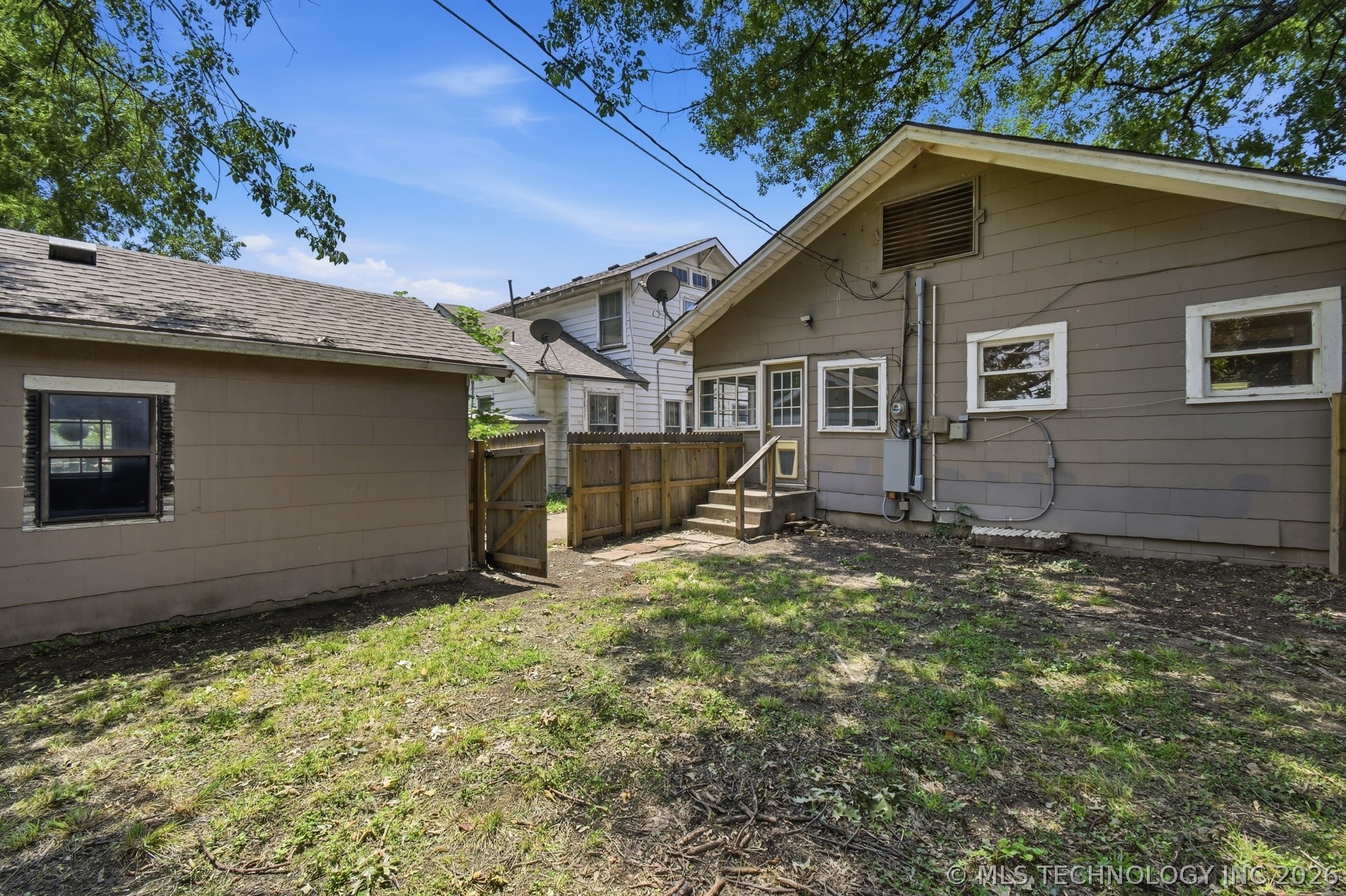 1340 S Johnstone Avenue Property Photo 27