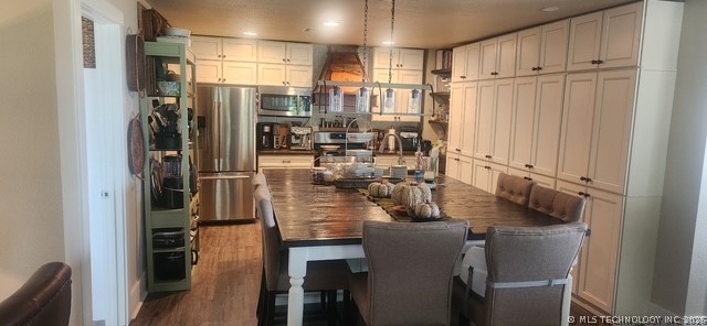 514 N J Street Property Photo 6
