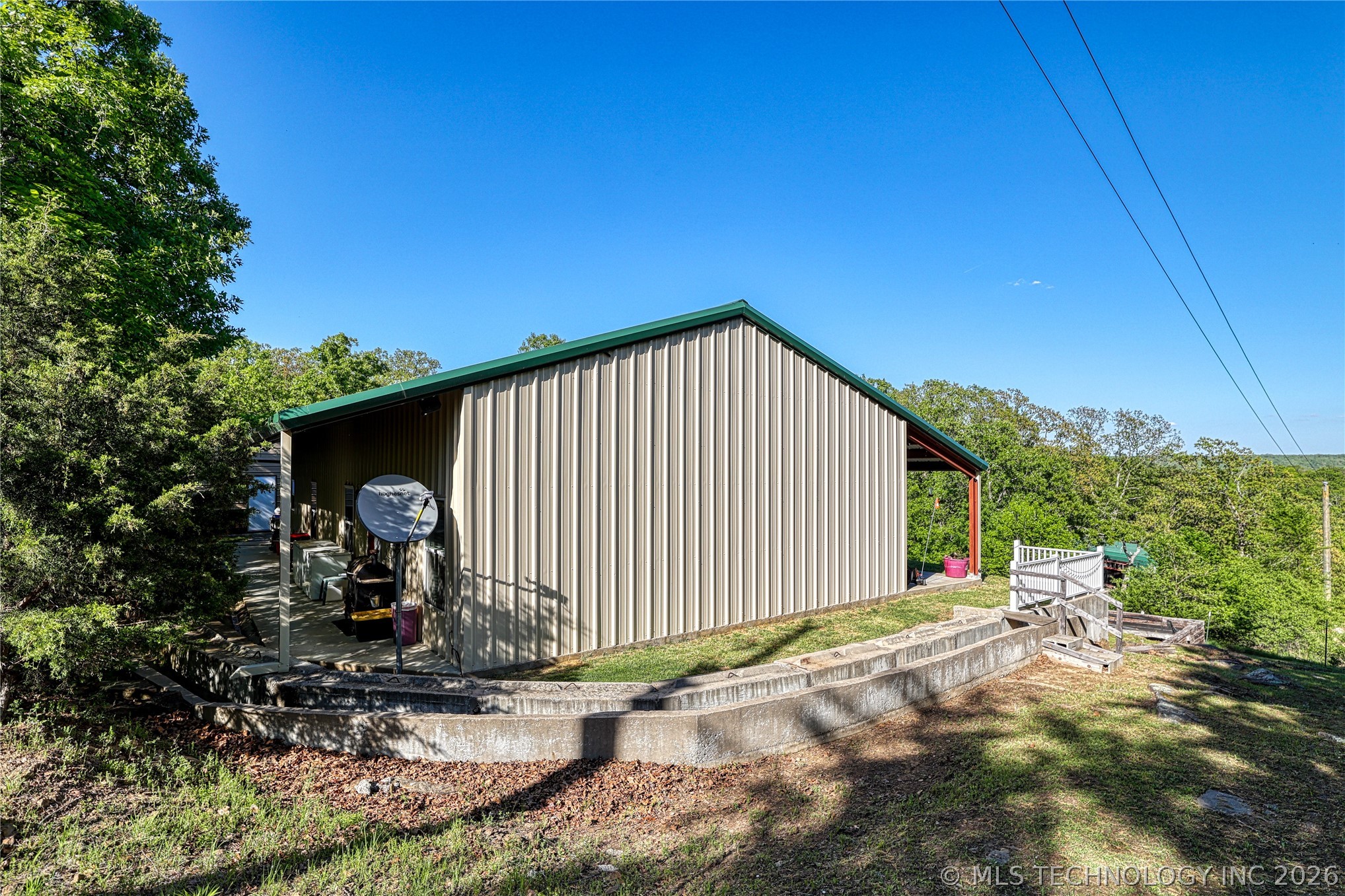 86 Bruce Boulevard Rock Creek Property Photo 2