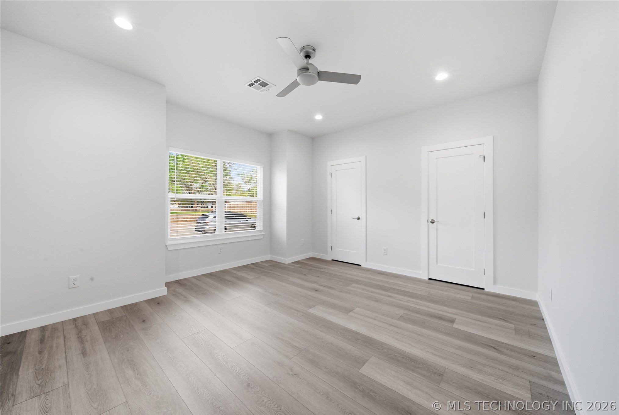 515 N Birch Avenue Property Photo 27