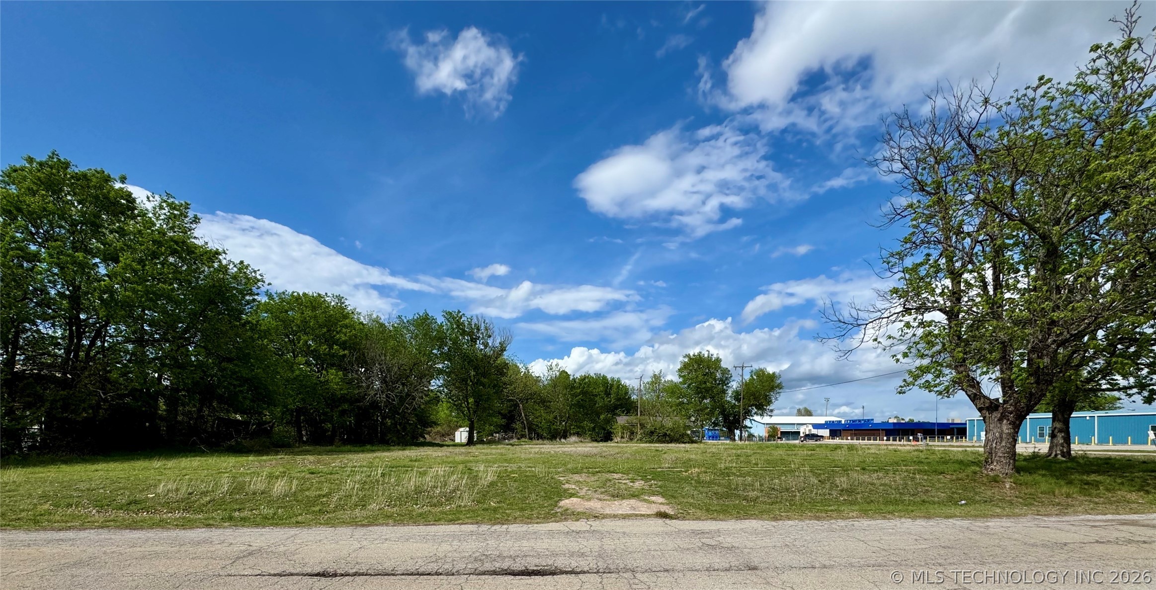 104 W Webb Street Property Photo 4