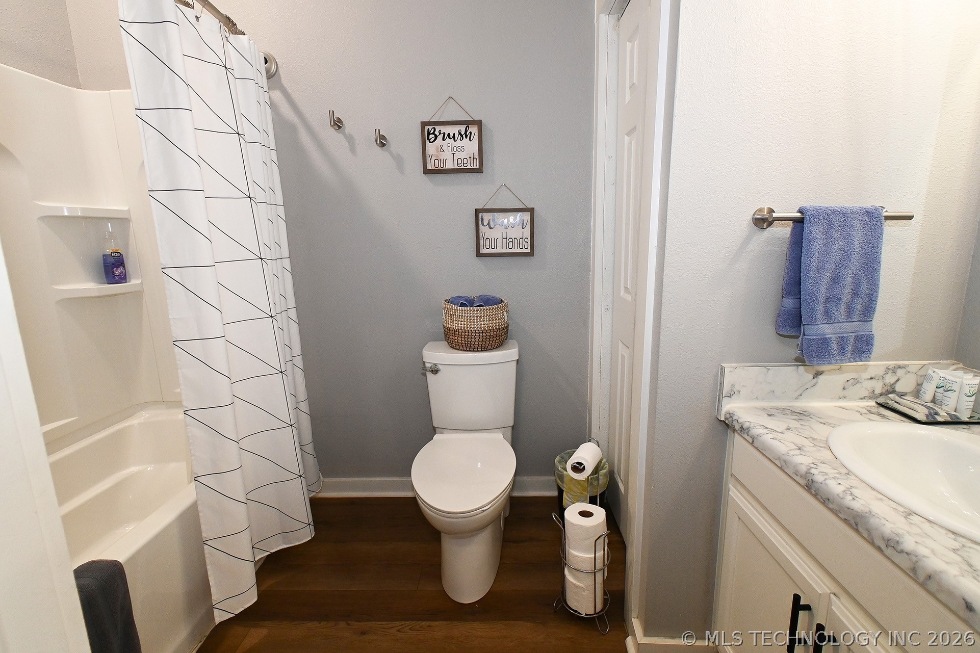 812 N Main Street Property Photo 15