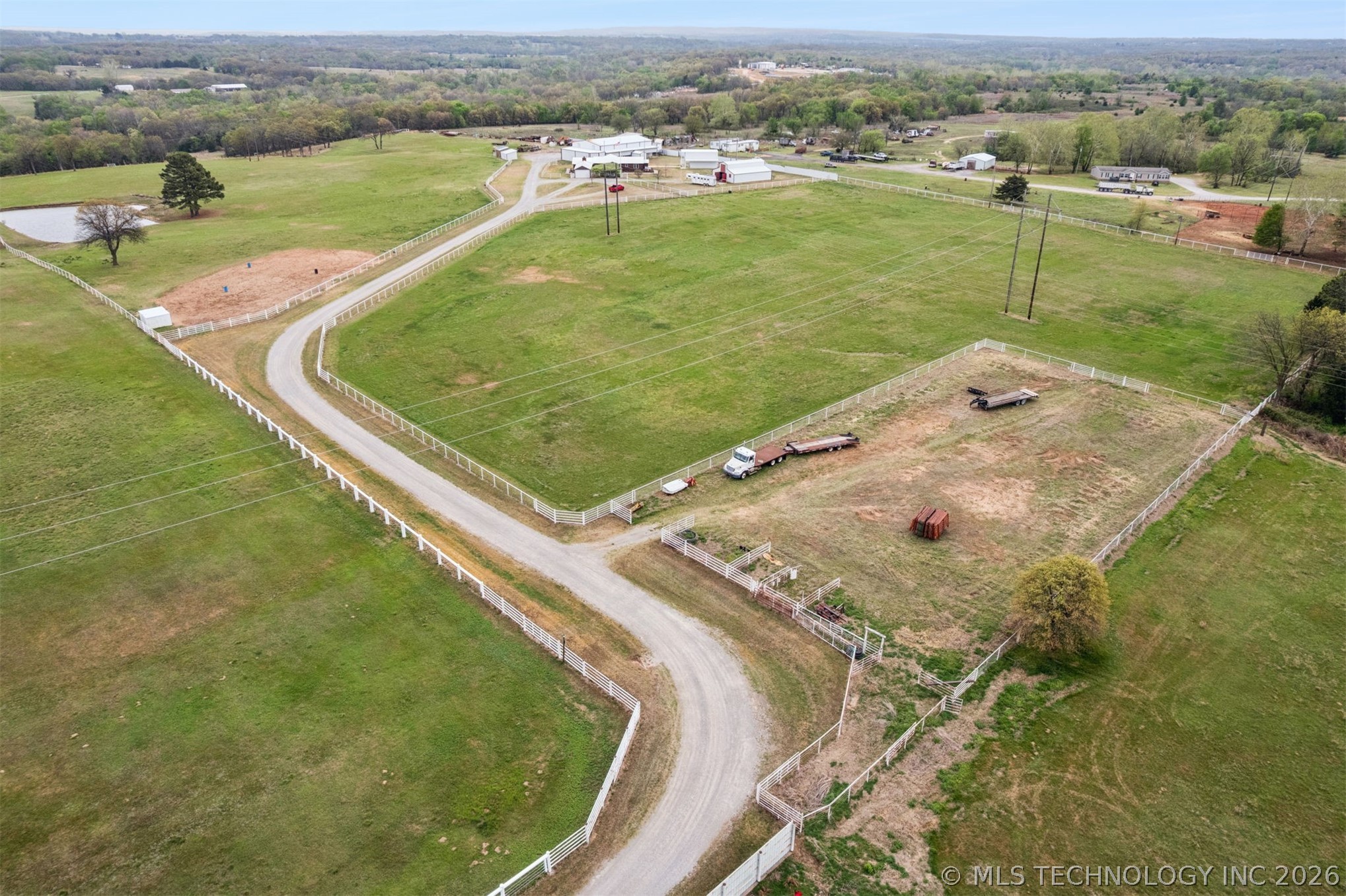 734 E Harrison Road Property Photo 4
