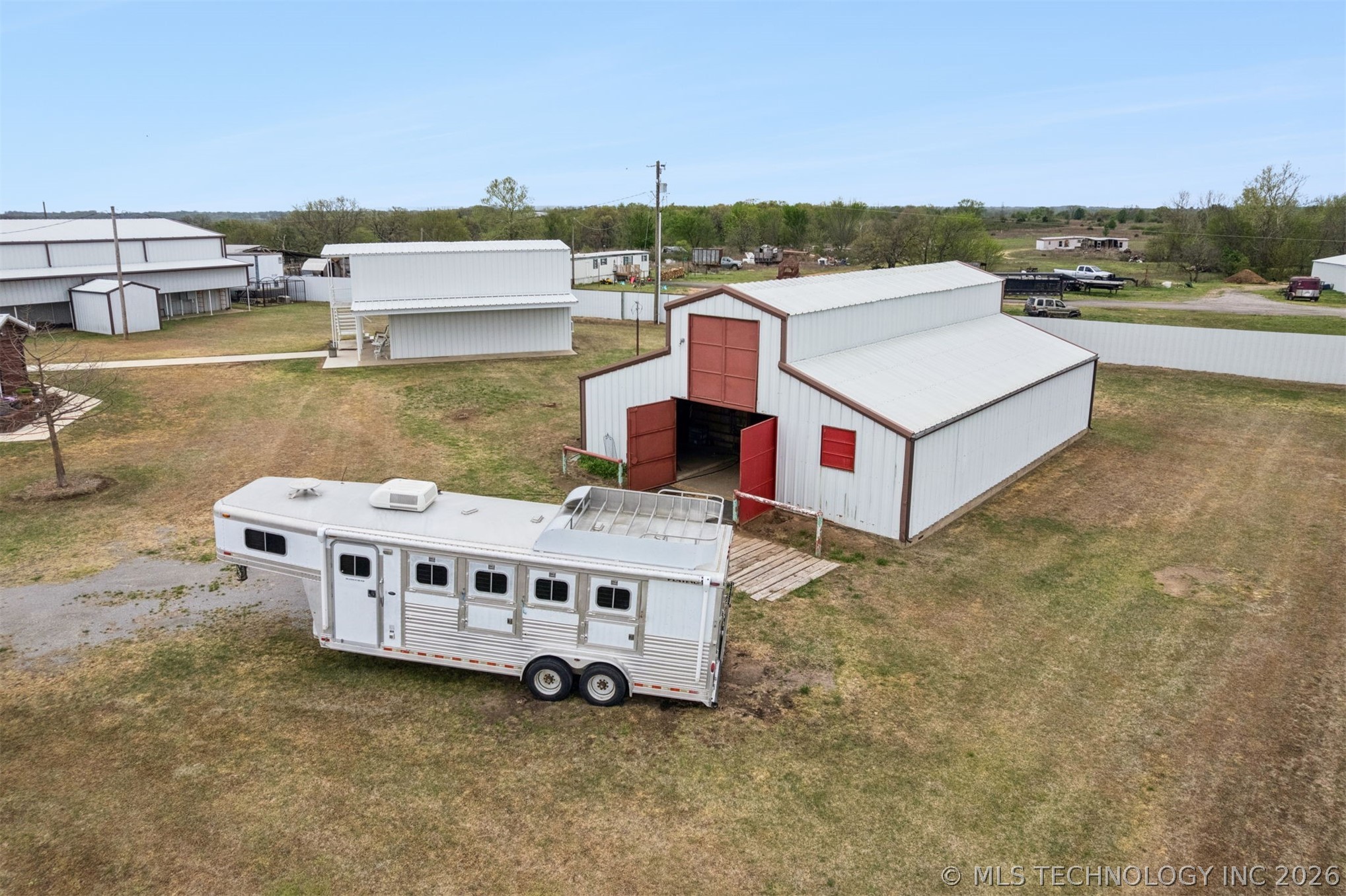 734 E Harrison Road Property Photo 8