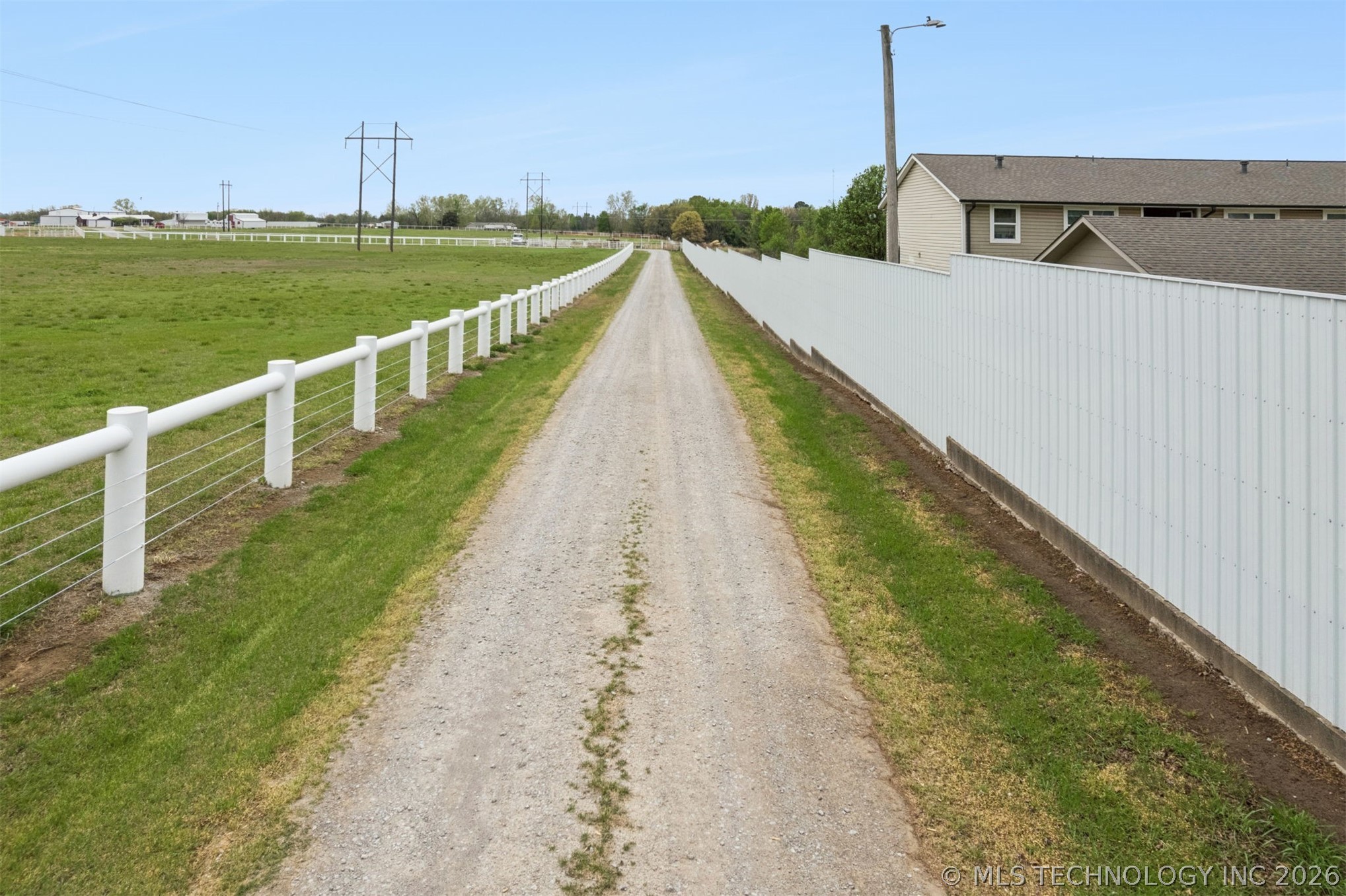734 E Harrison Road Property Photo 16