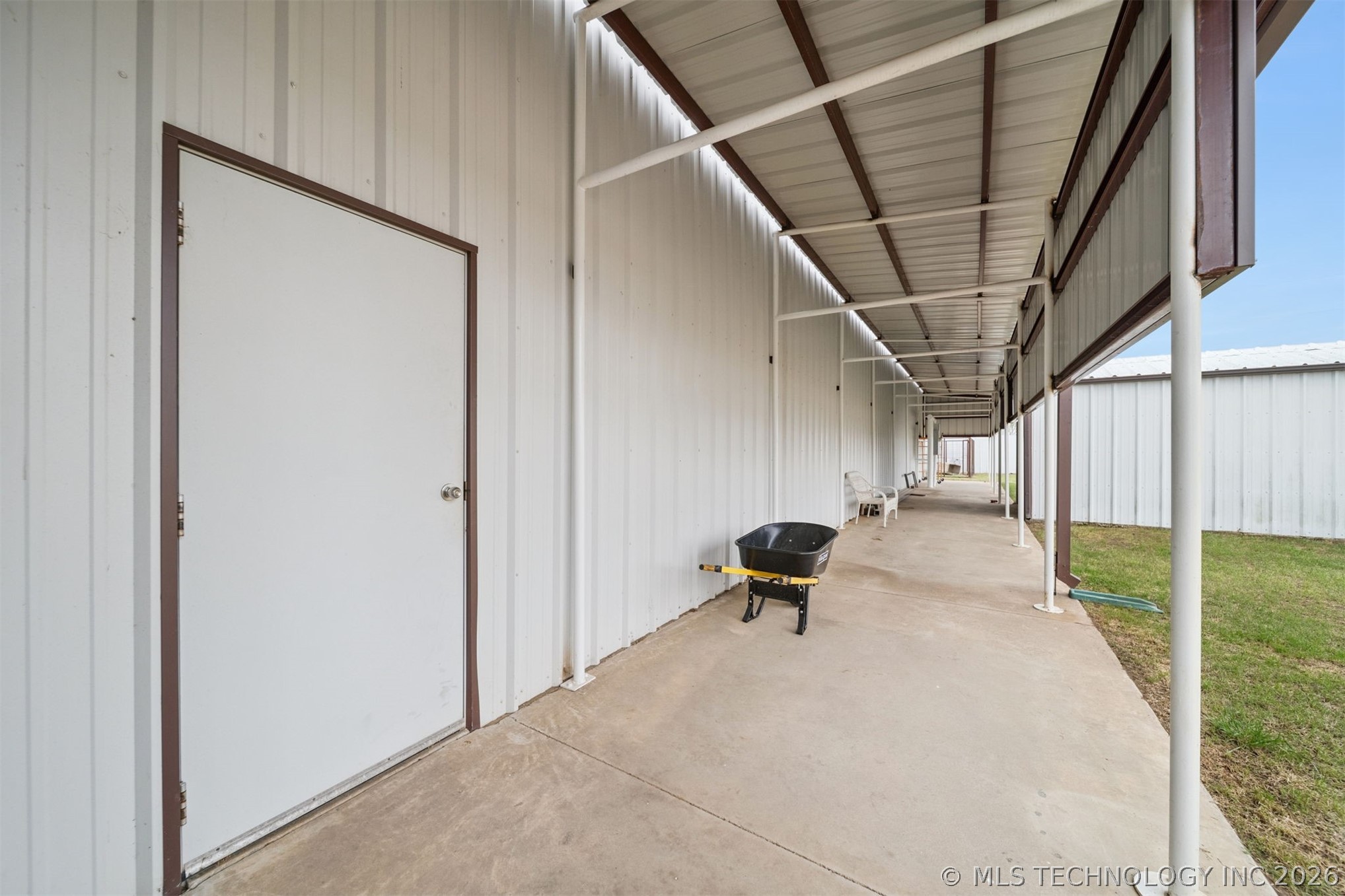 734 E Harrison Road Property Photo 49