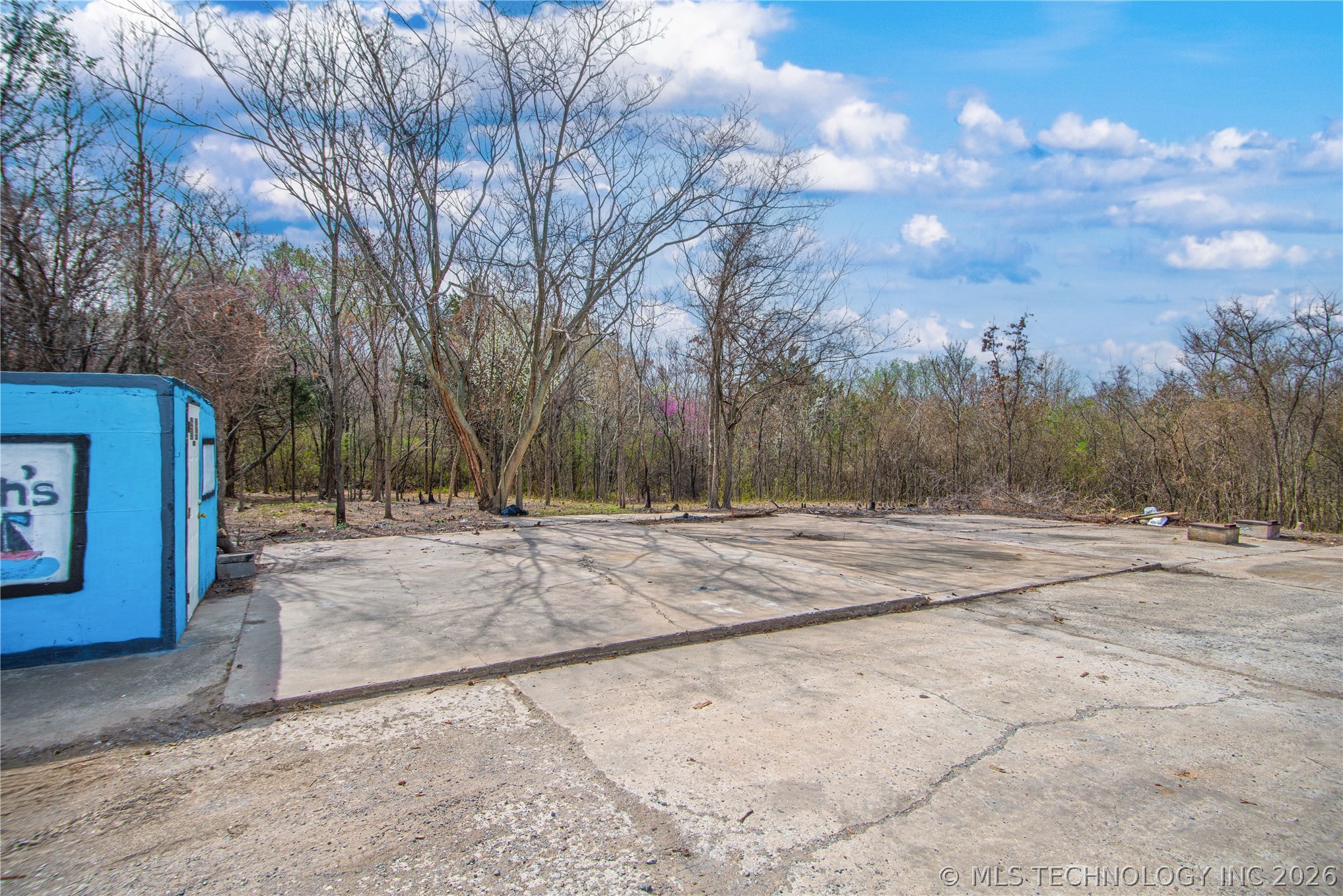 2 E Highway 9 Property Photo 6