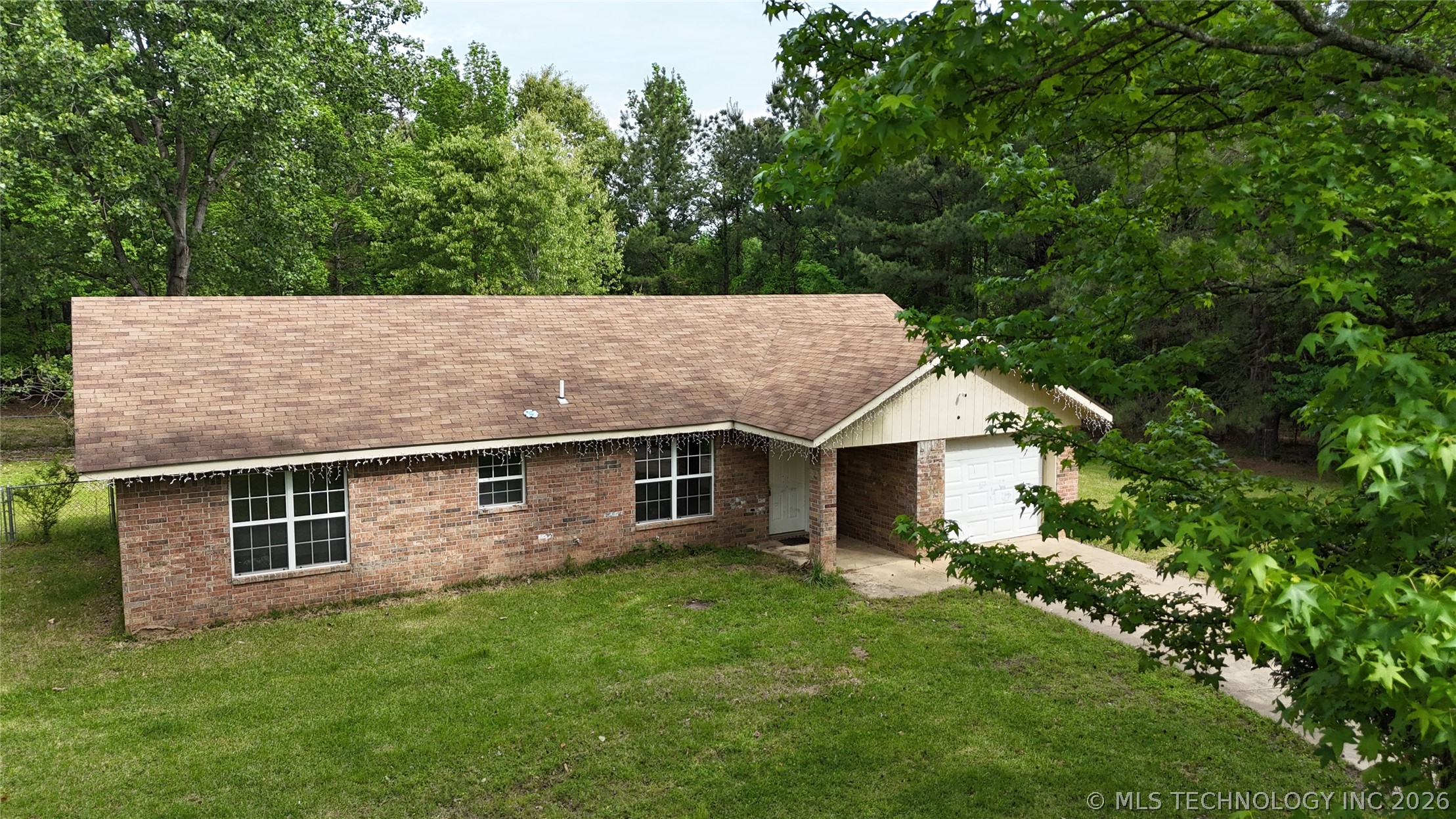 153 Tigerfish Loop Property Photo 1