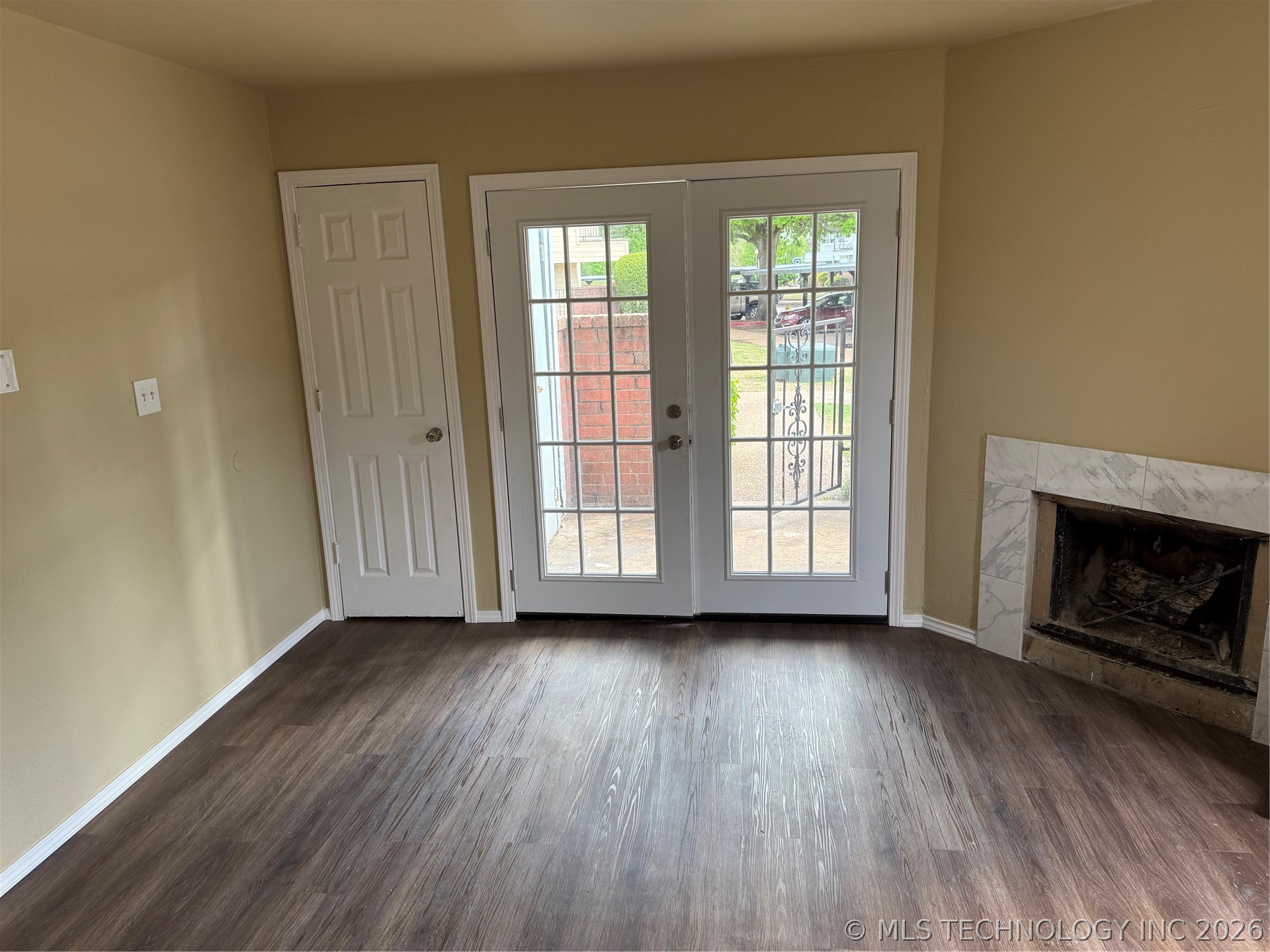 1802 E 66th Place F104 Property Photo 3