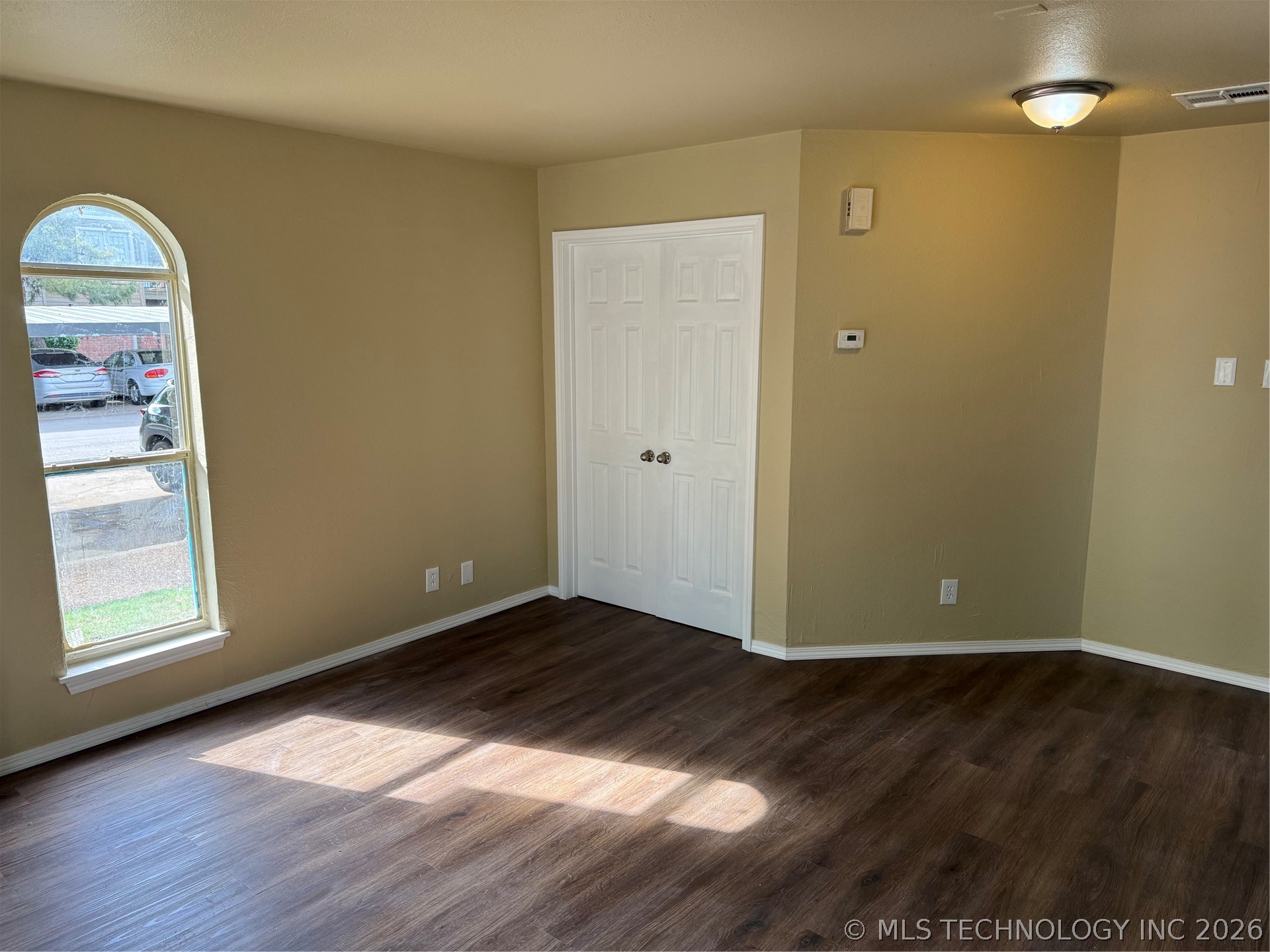 1802 E 66th Place F104 Property Photo 4