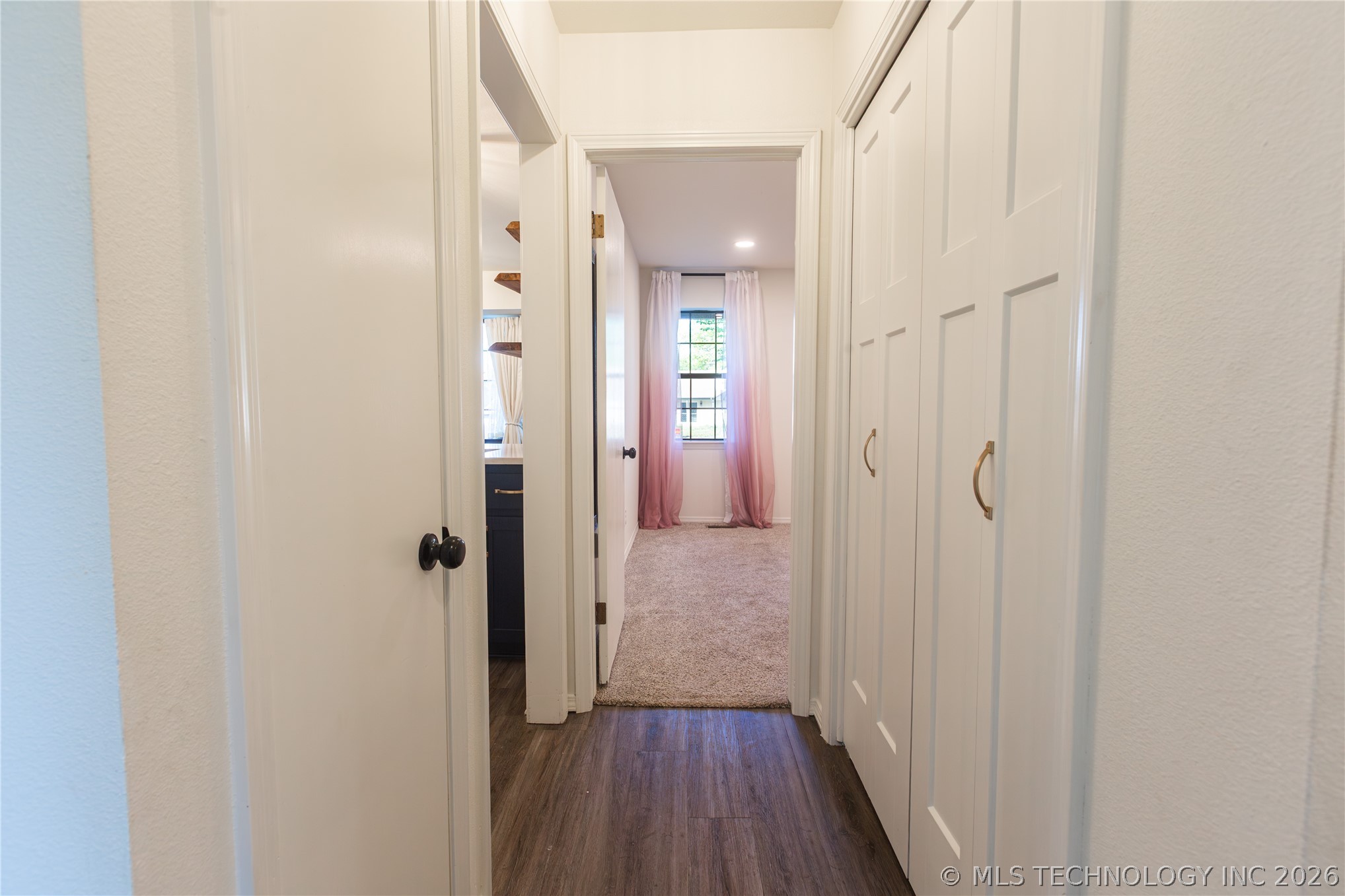 2423 S Maywood Drive Property Photo 14
