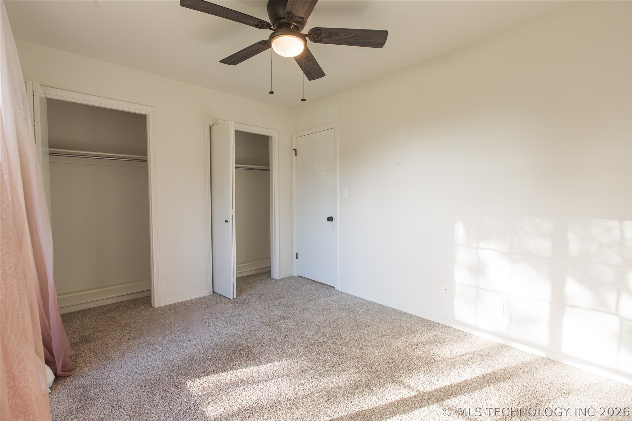 2423 S Maywood Drive Property Photo 21
