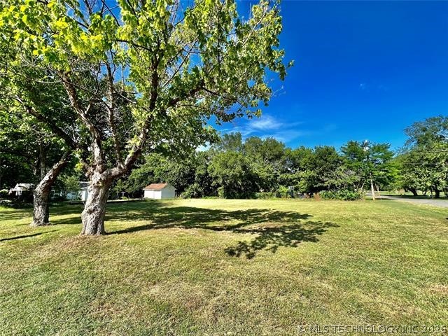 230 Birch Property Photo 4