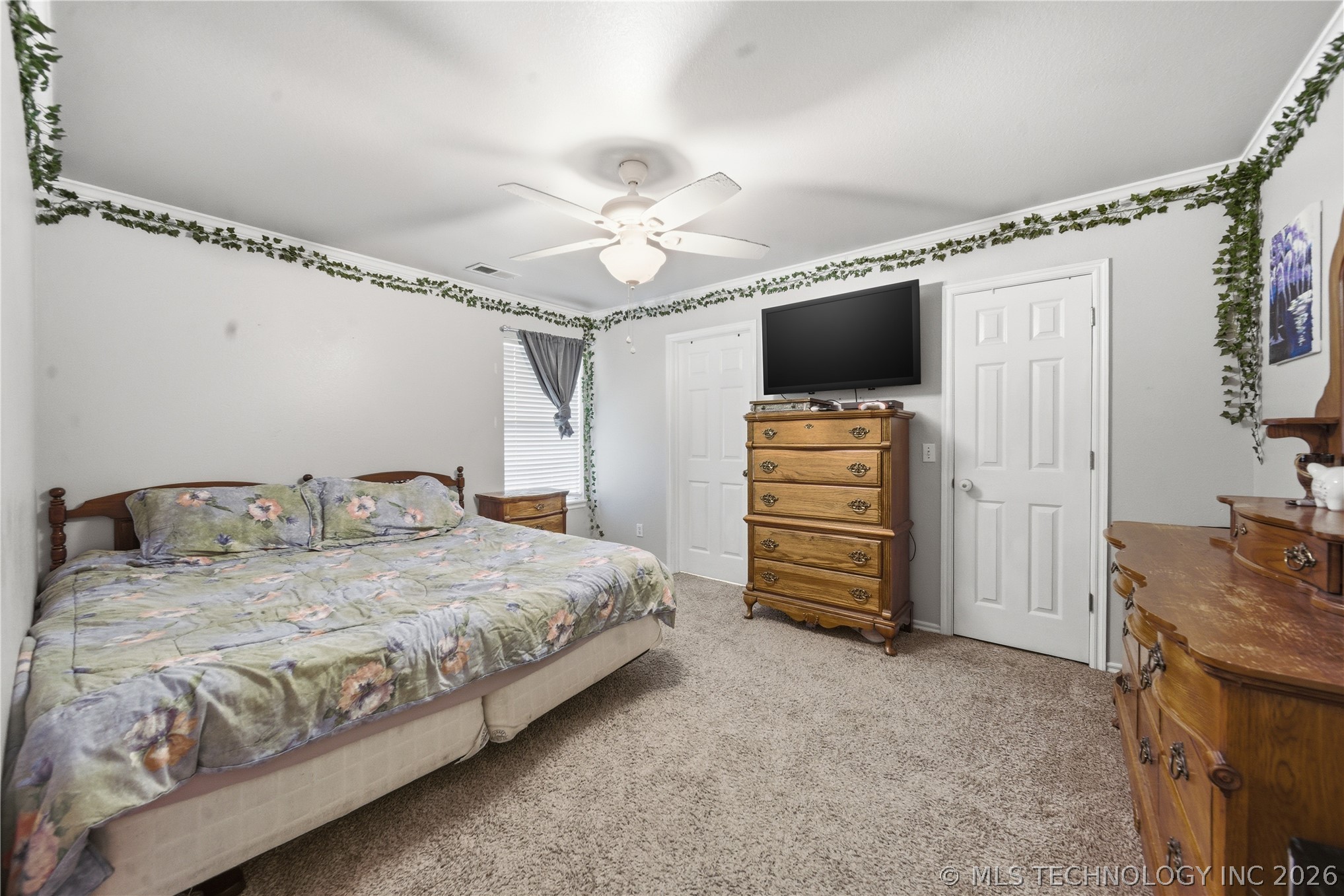 1117 S Marina Drive Property Photo 18