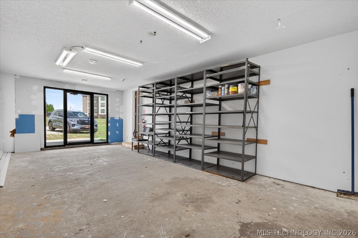 4009 Price Road Property Photo 6