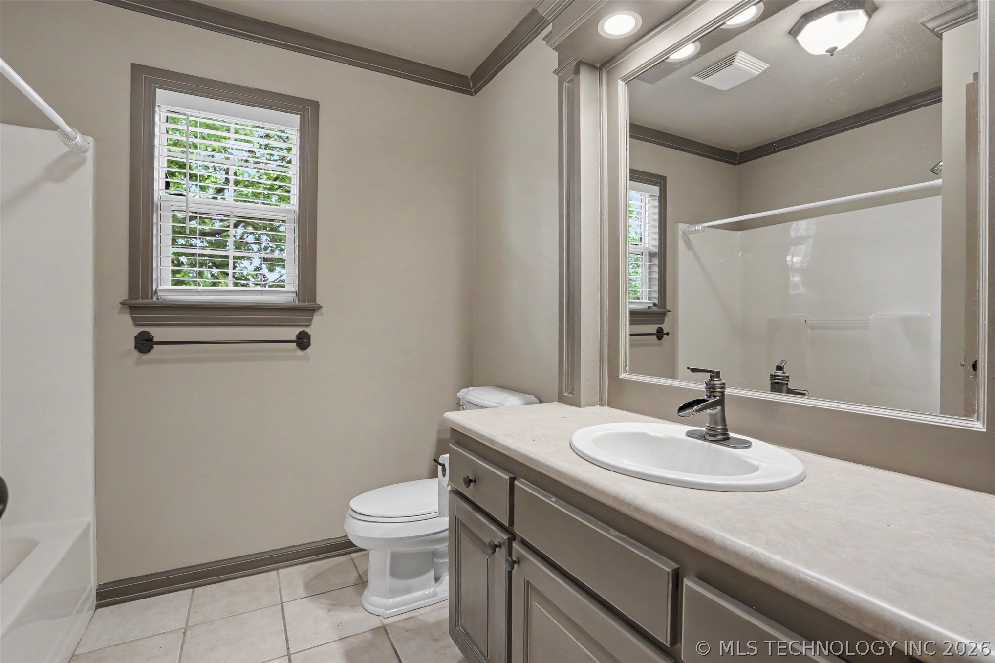 4136 34th Street Property Photo 19