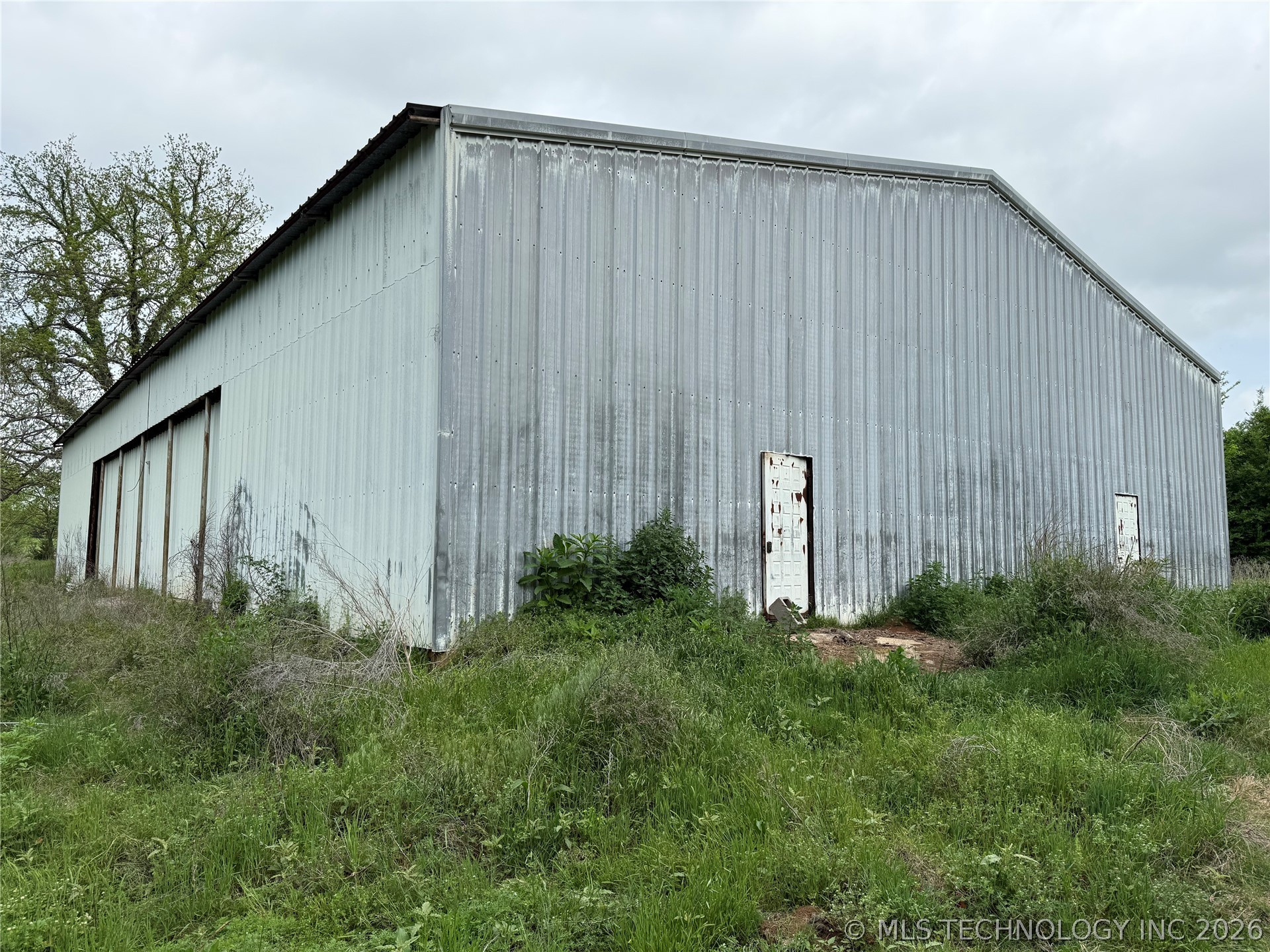 000 Carpenters Bluff Road Property Photo 5