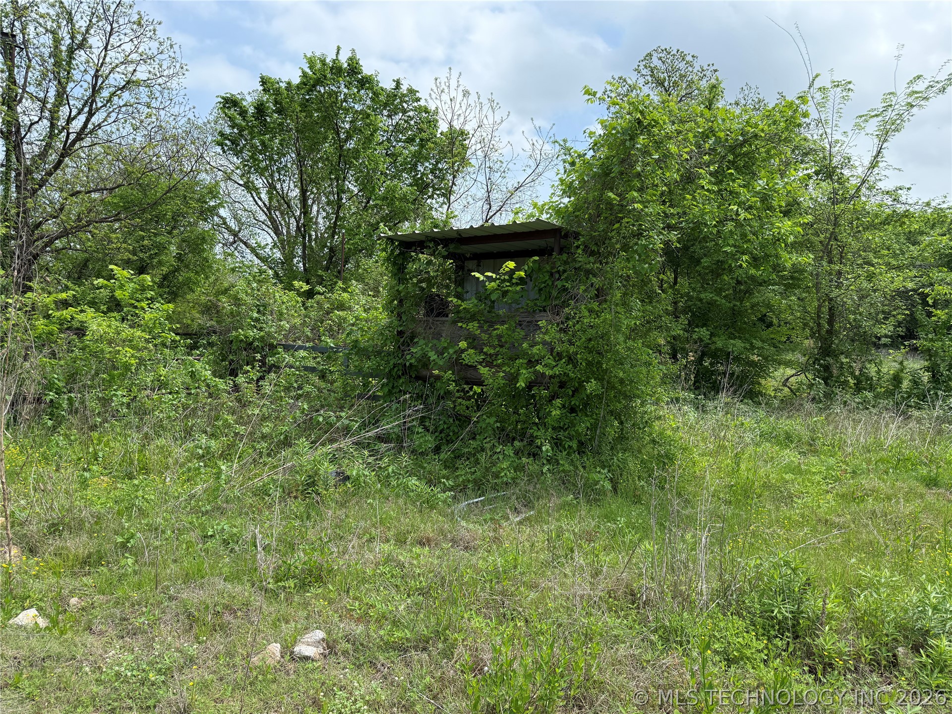 000 Carpenters Bluff Road Property Photo 18