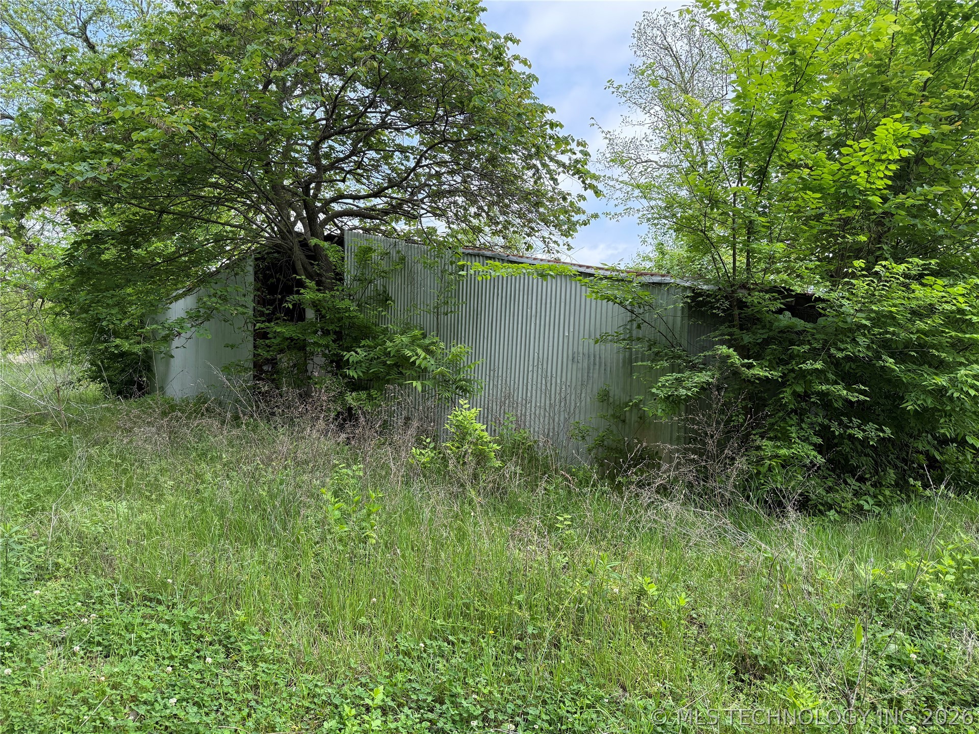 000 Carpenters Bluff Road Property Photo 24