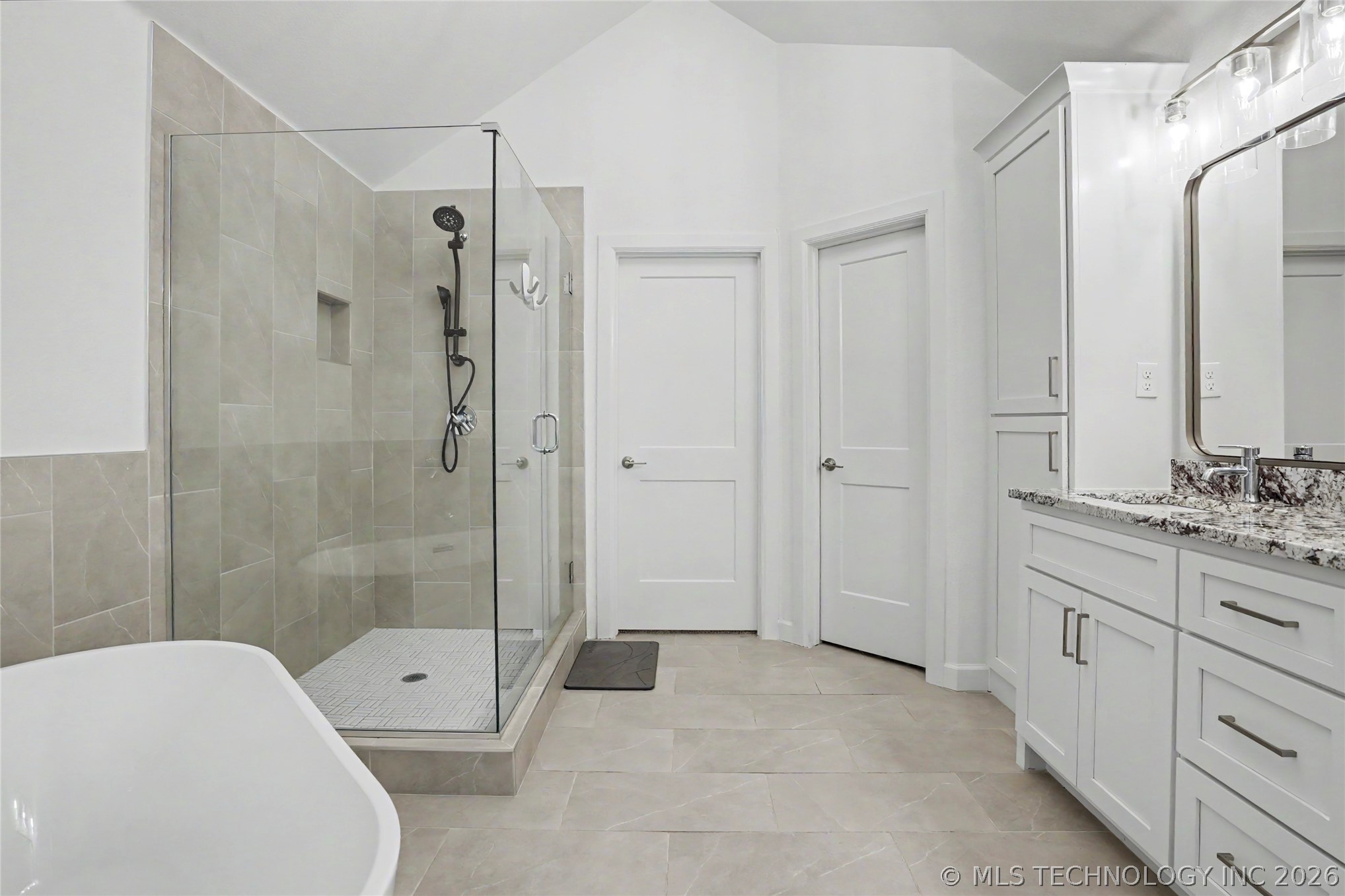 2918 E Rockford Place Property Photo 17