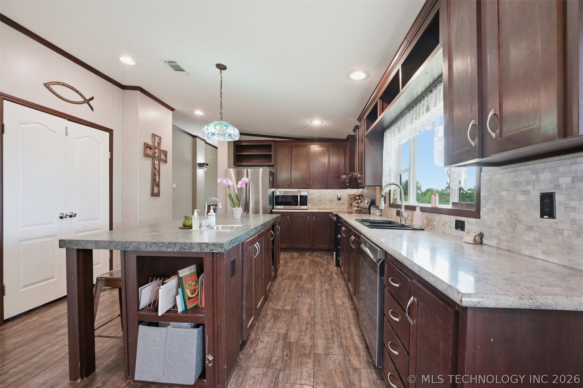 16956 Elliott Property Photo 6