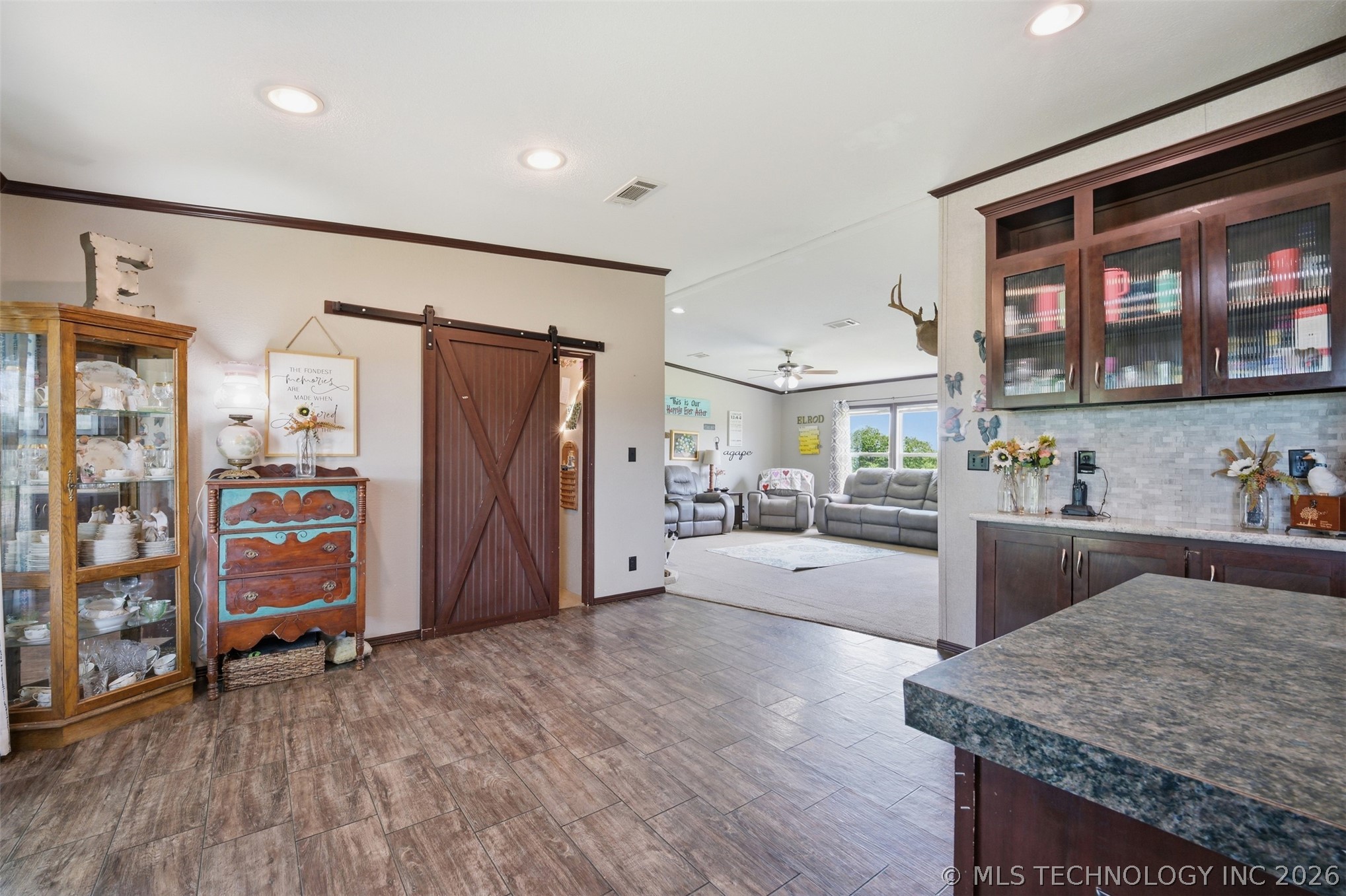 16956 Elliott Property Photo 9