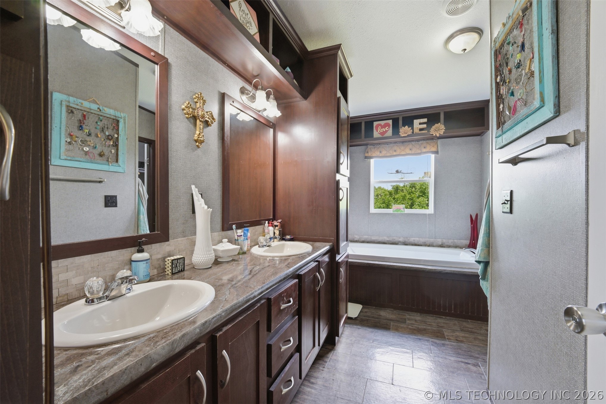 16956 Elliott Property Photo 15