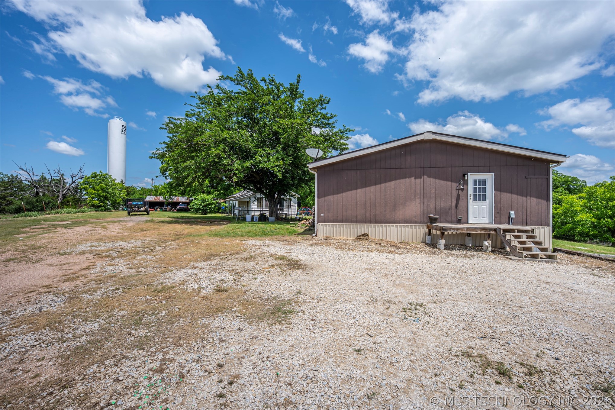 16956 Elliott Property Photo 24