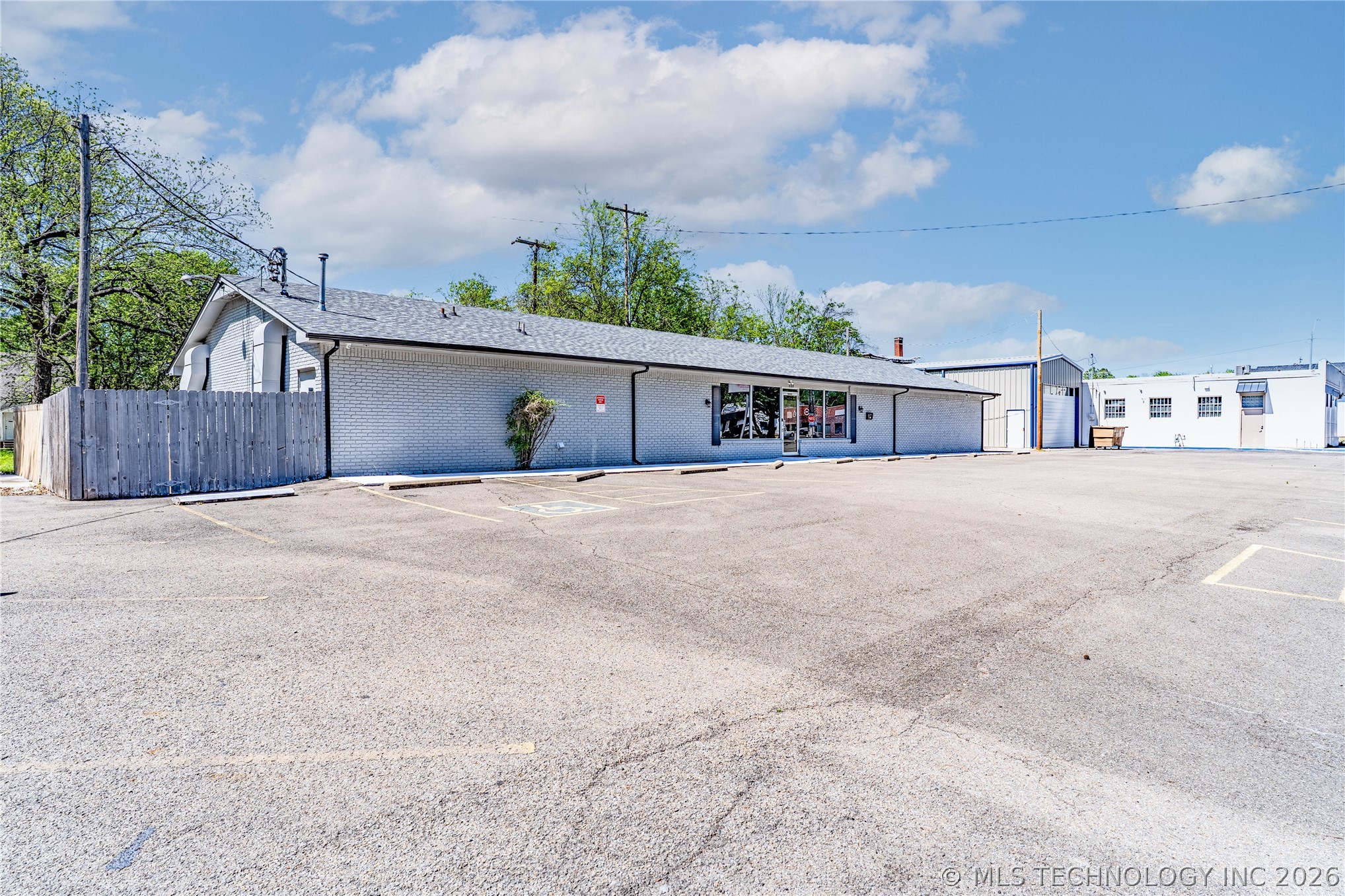 111 S 9th Street Property Photo 2