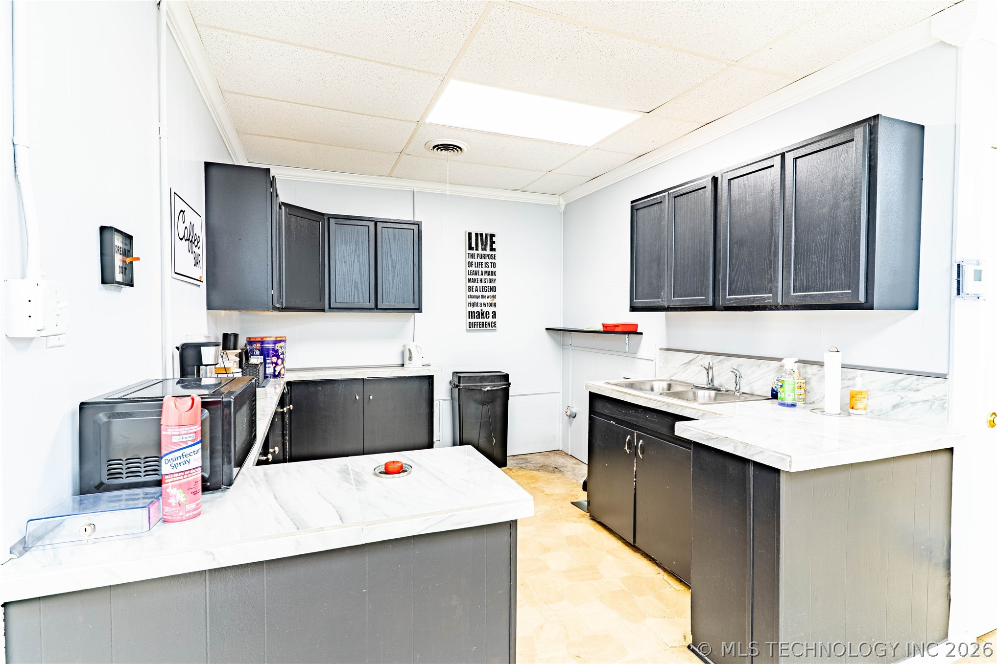 111 S 9th Street Property Photo 15