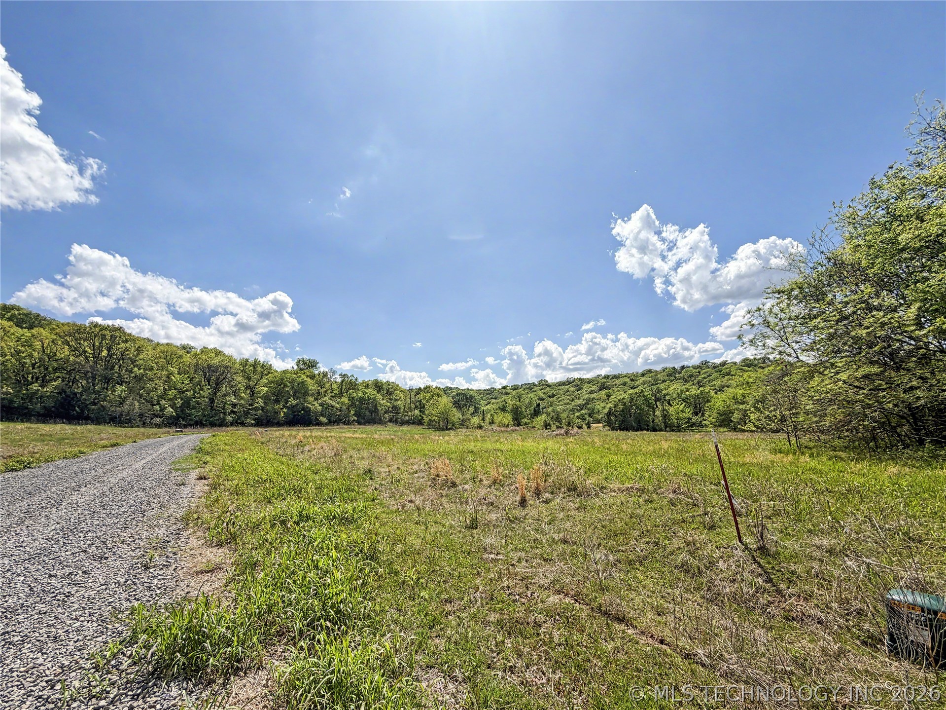 420 S Thunder Road Property Photo 20