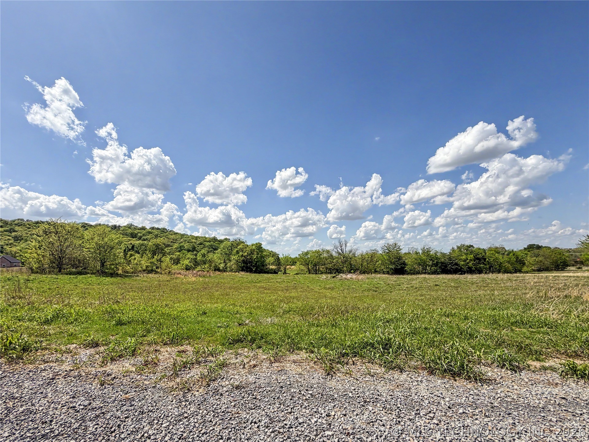 420 S Thunder Road Property Photo 29