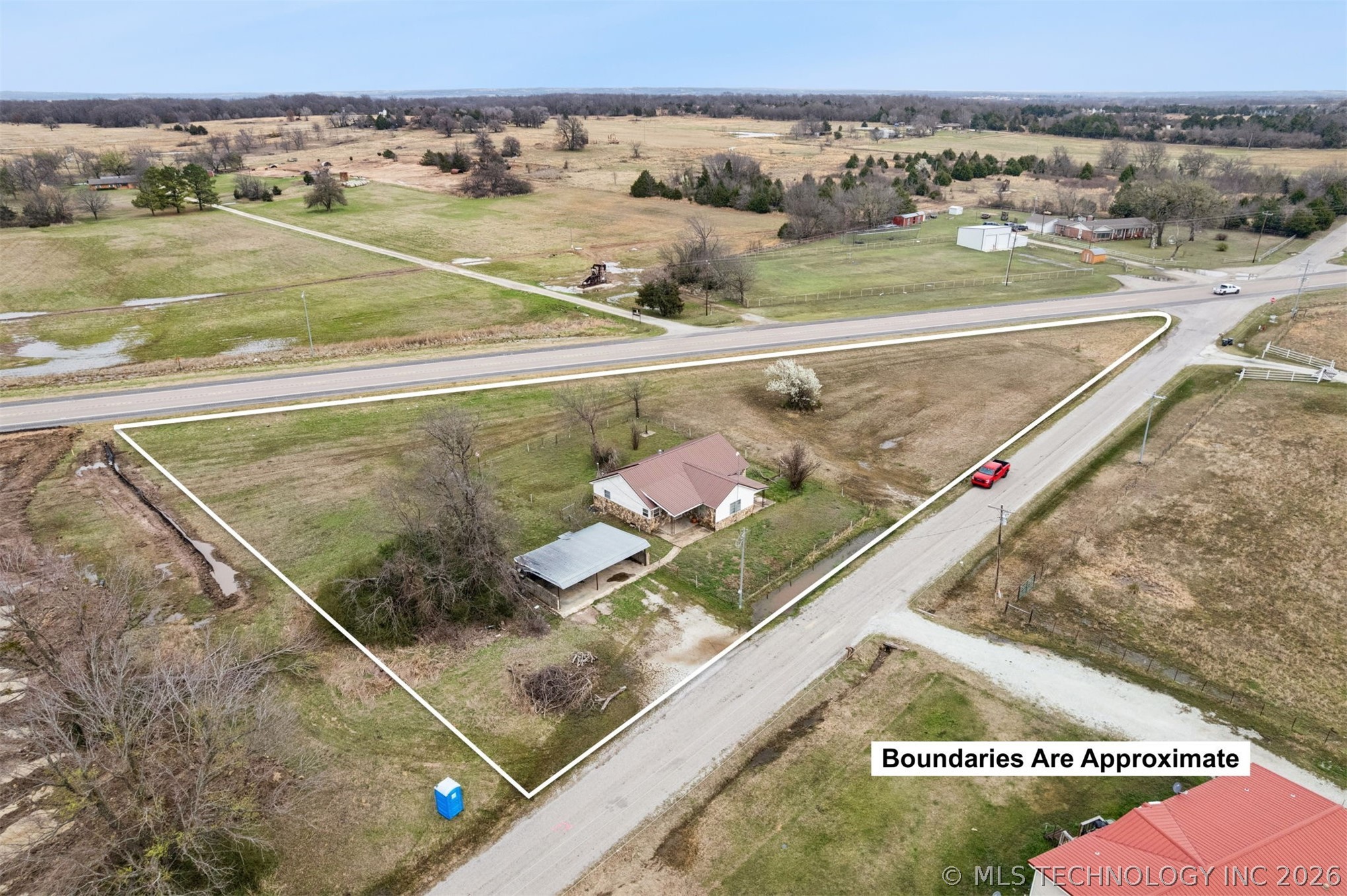 6140 County Road 1480 Property Photo 5