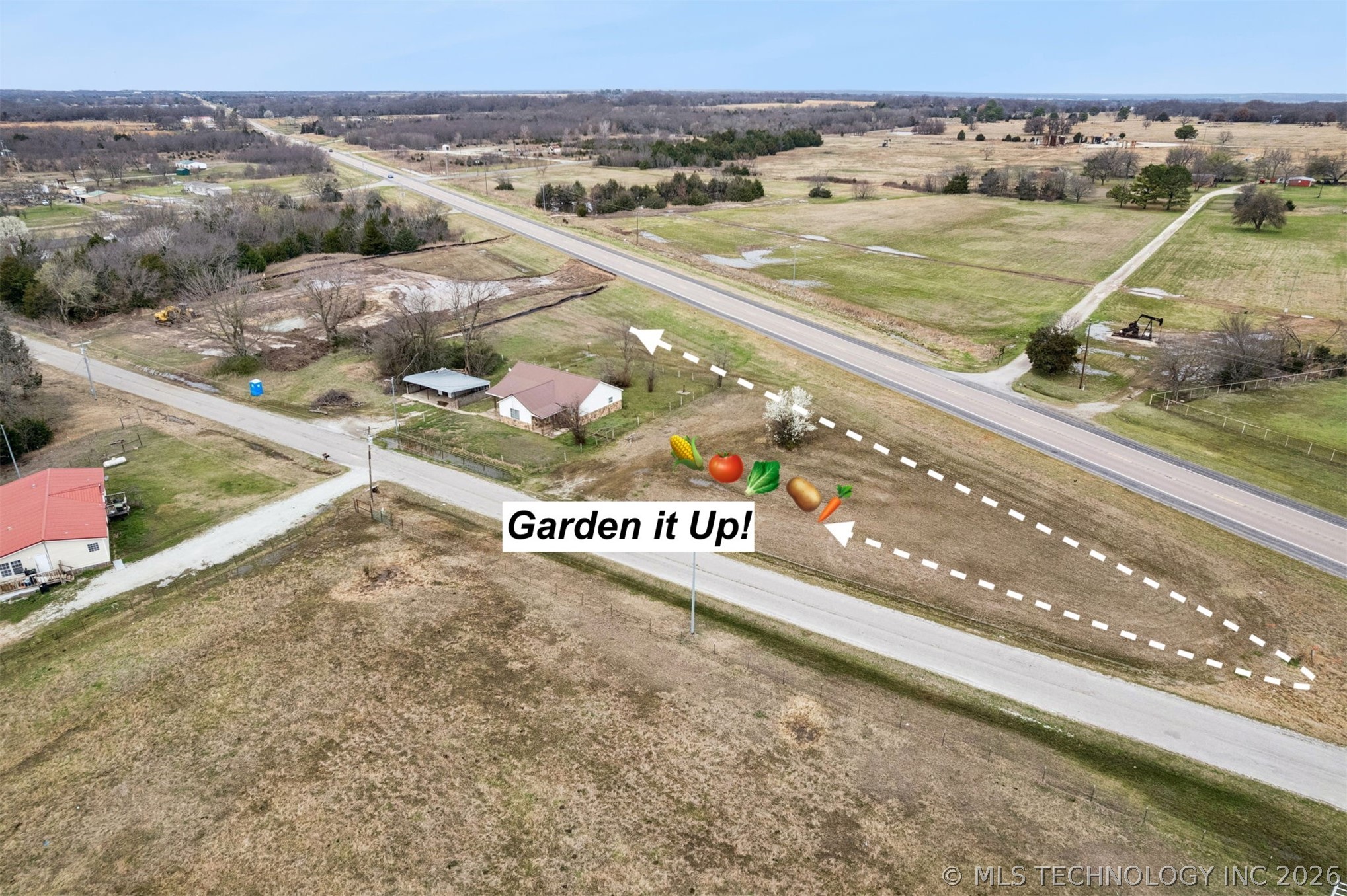 6140 County Road 1480 Property Photo 6