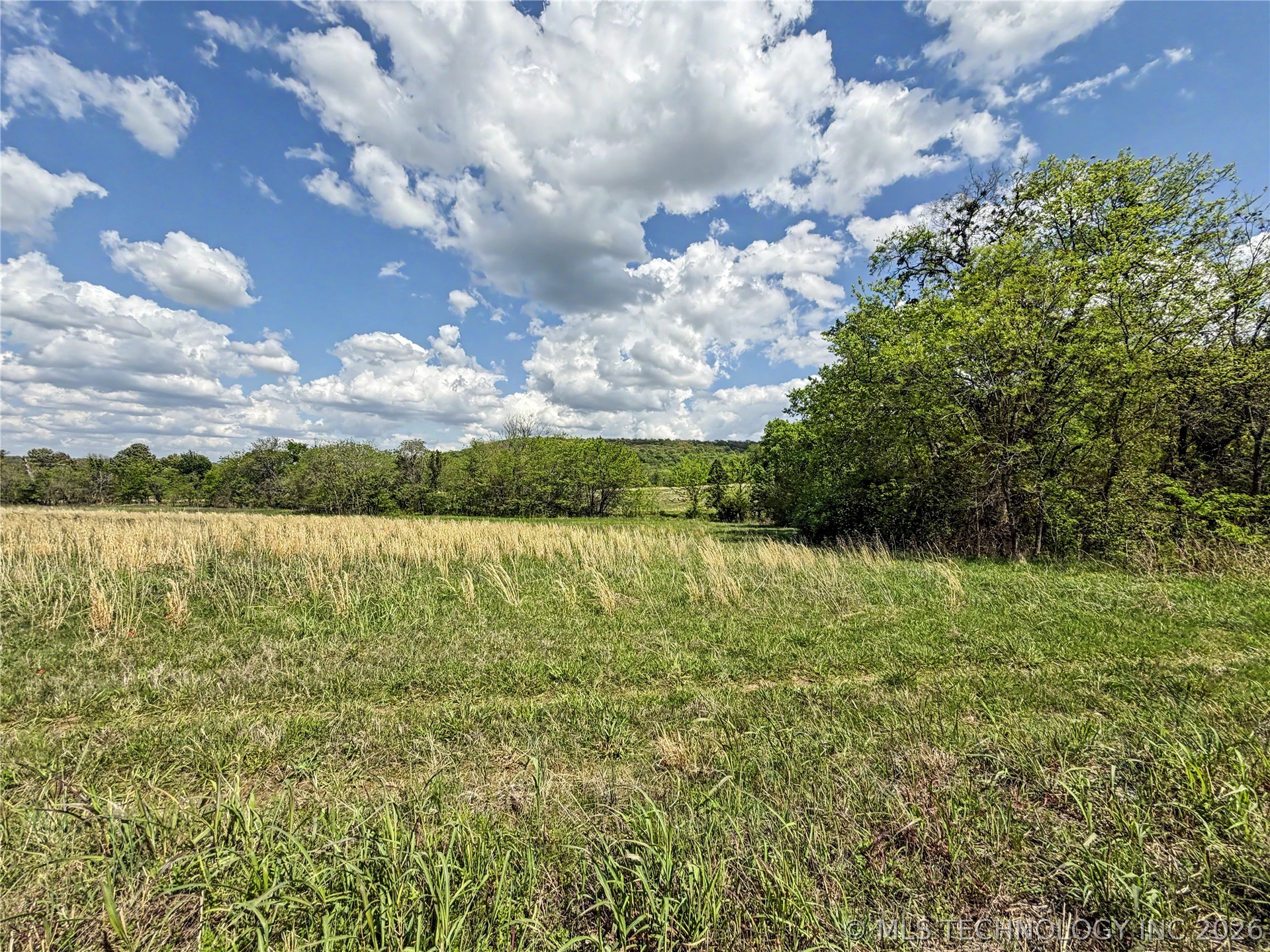414 S Thunder Road Property Photo 30