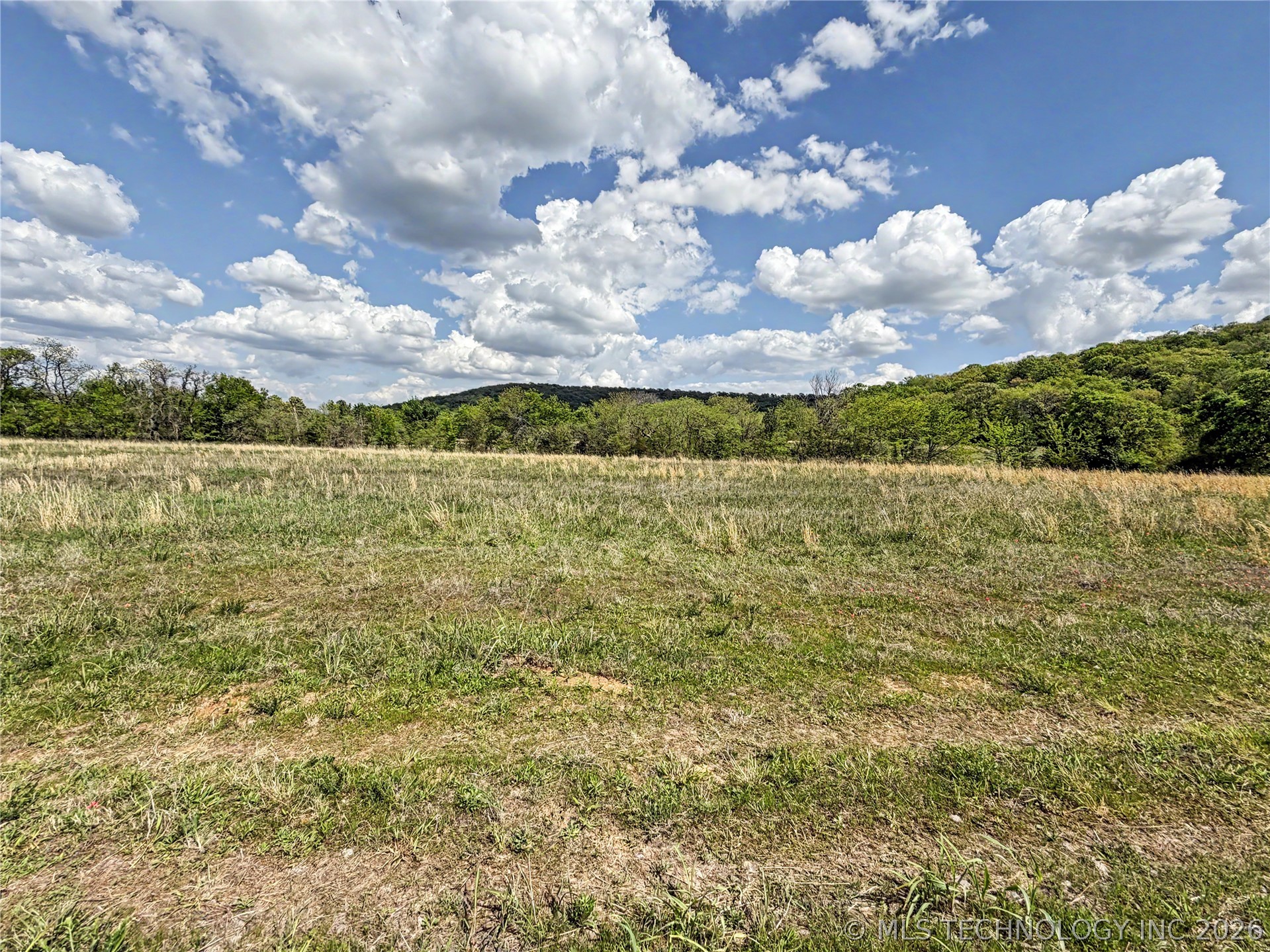 414 S Thunder Road Property Photo 36