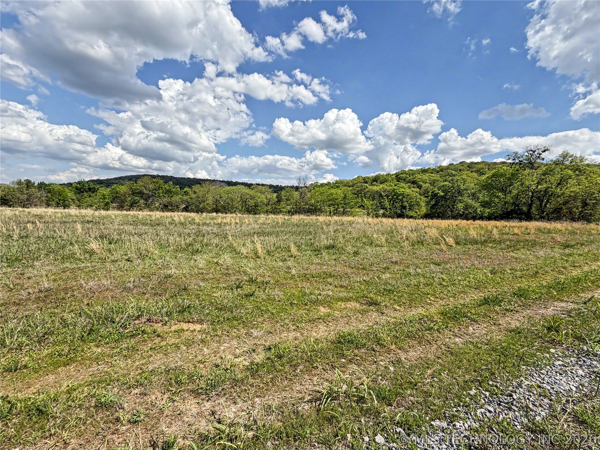 414 S Thunder Road Property Photo 37