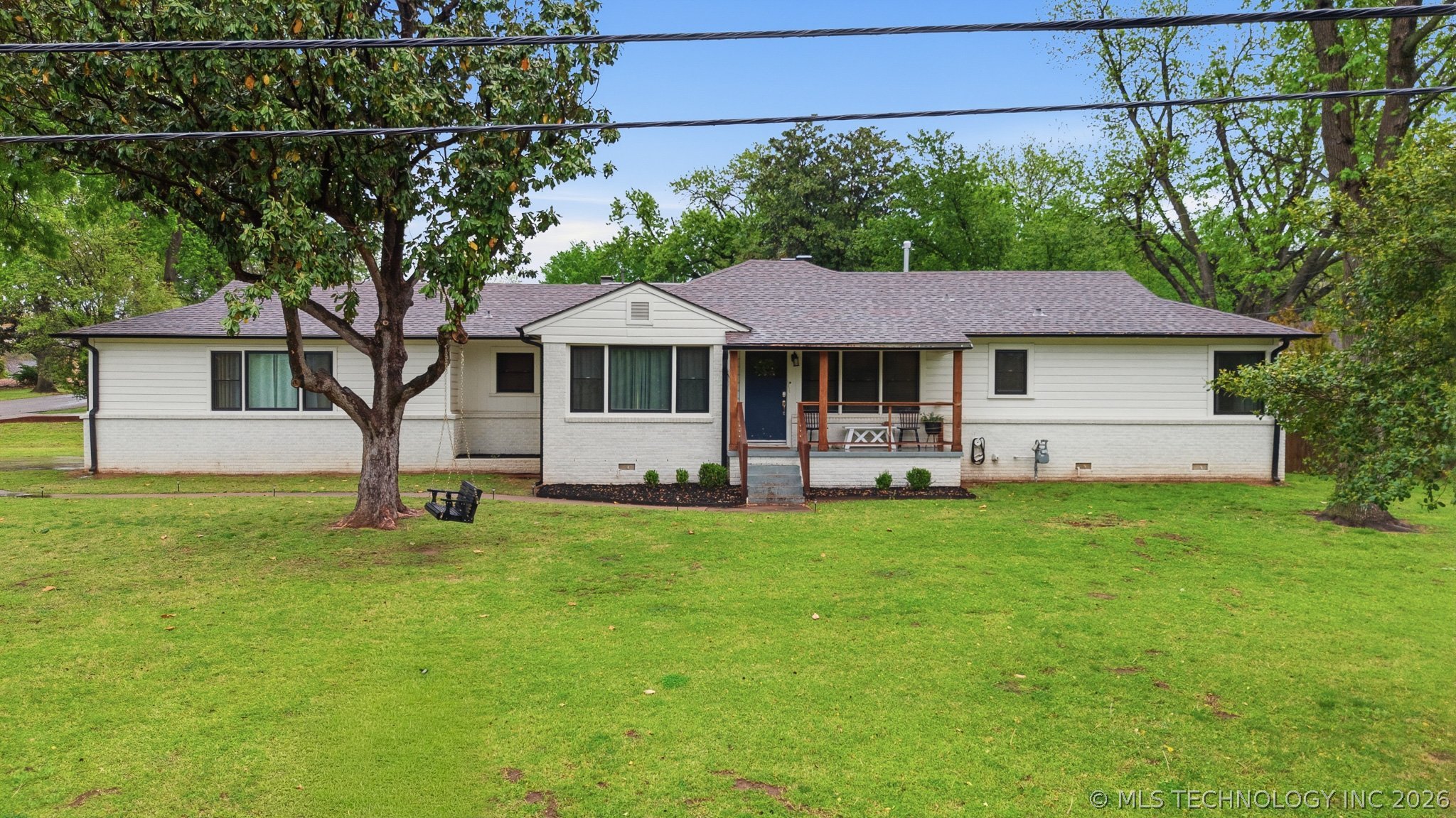 3637 S Lewis Avenue Property Photo 2