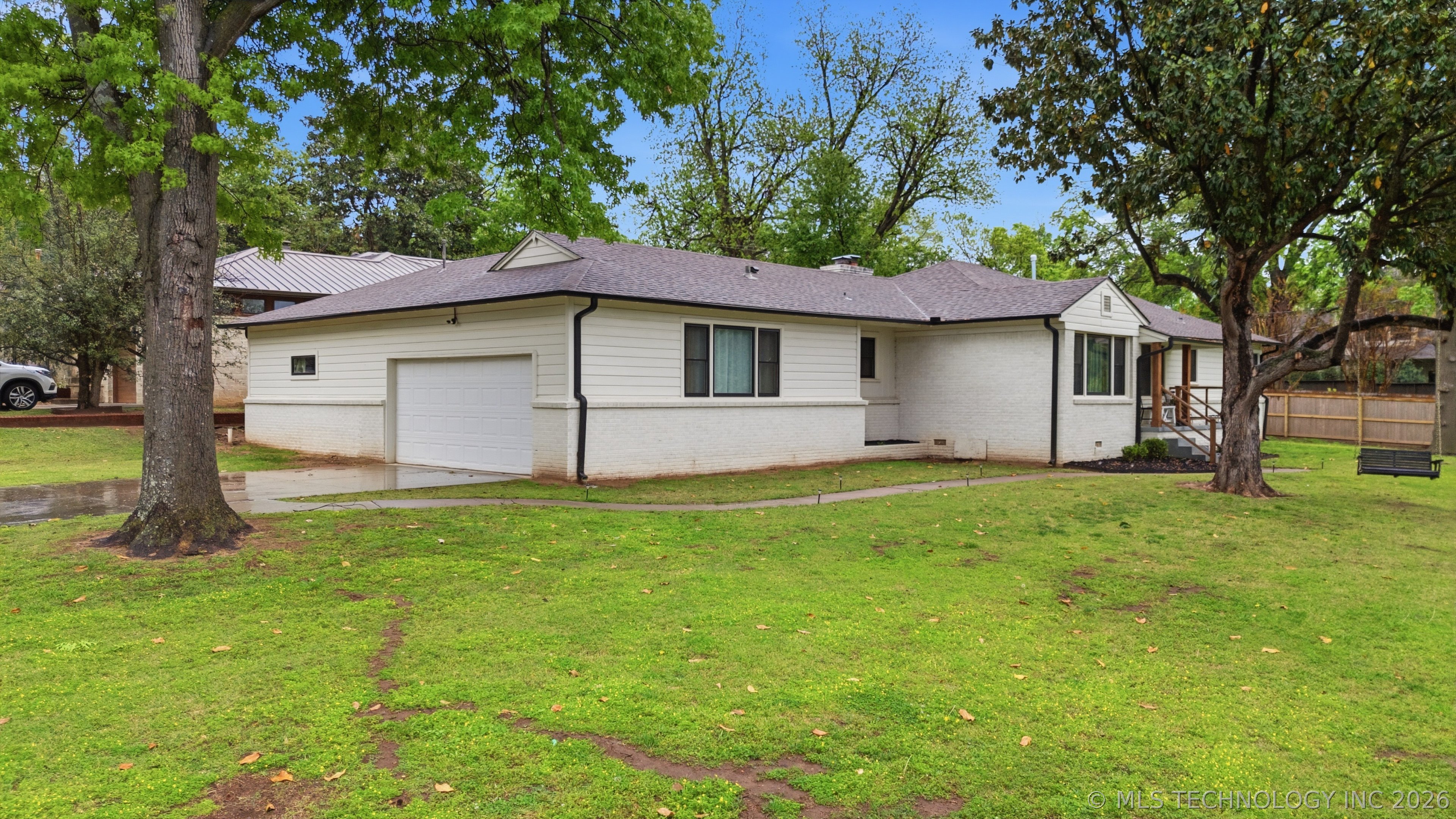 3637 S Lewis Avenue Property Photo 5