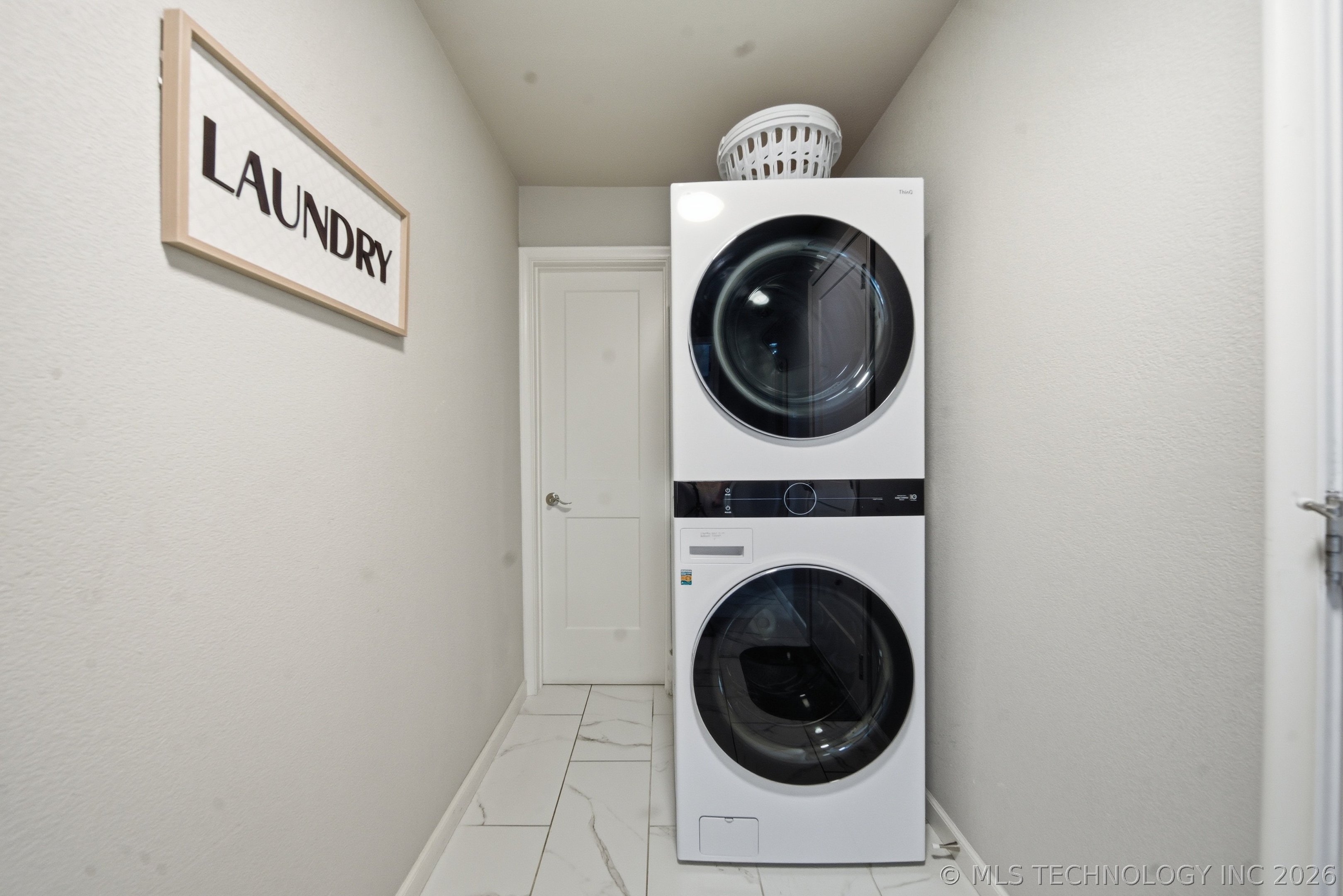 3637 S Lewis Avenue Property Photo 21