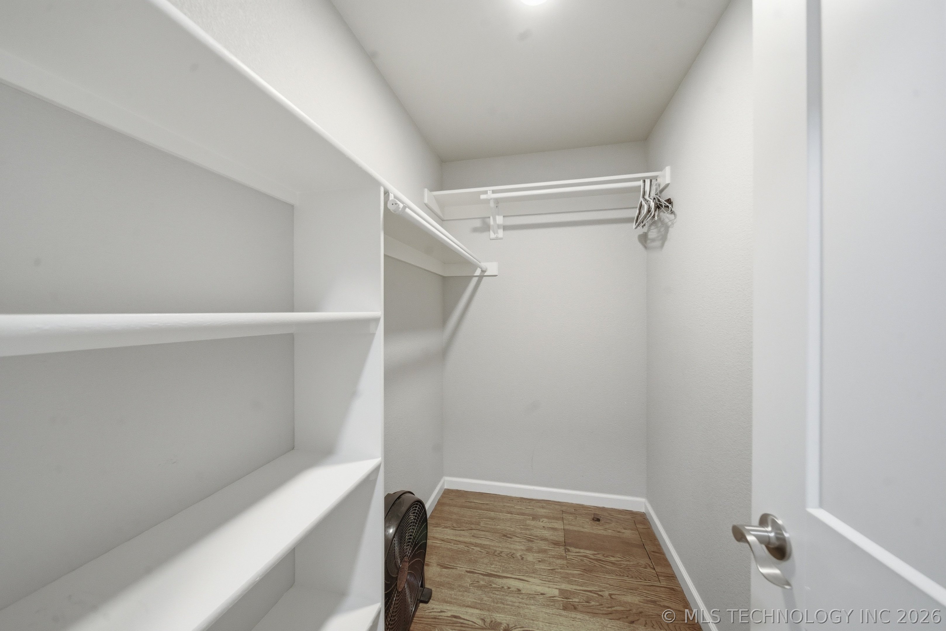3637 S Lewis Avenue Property Photo 27