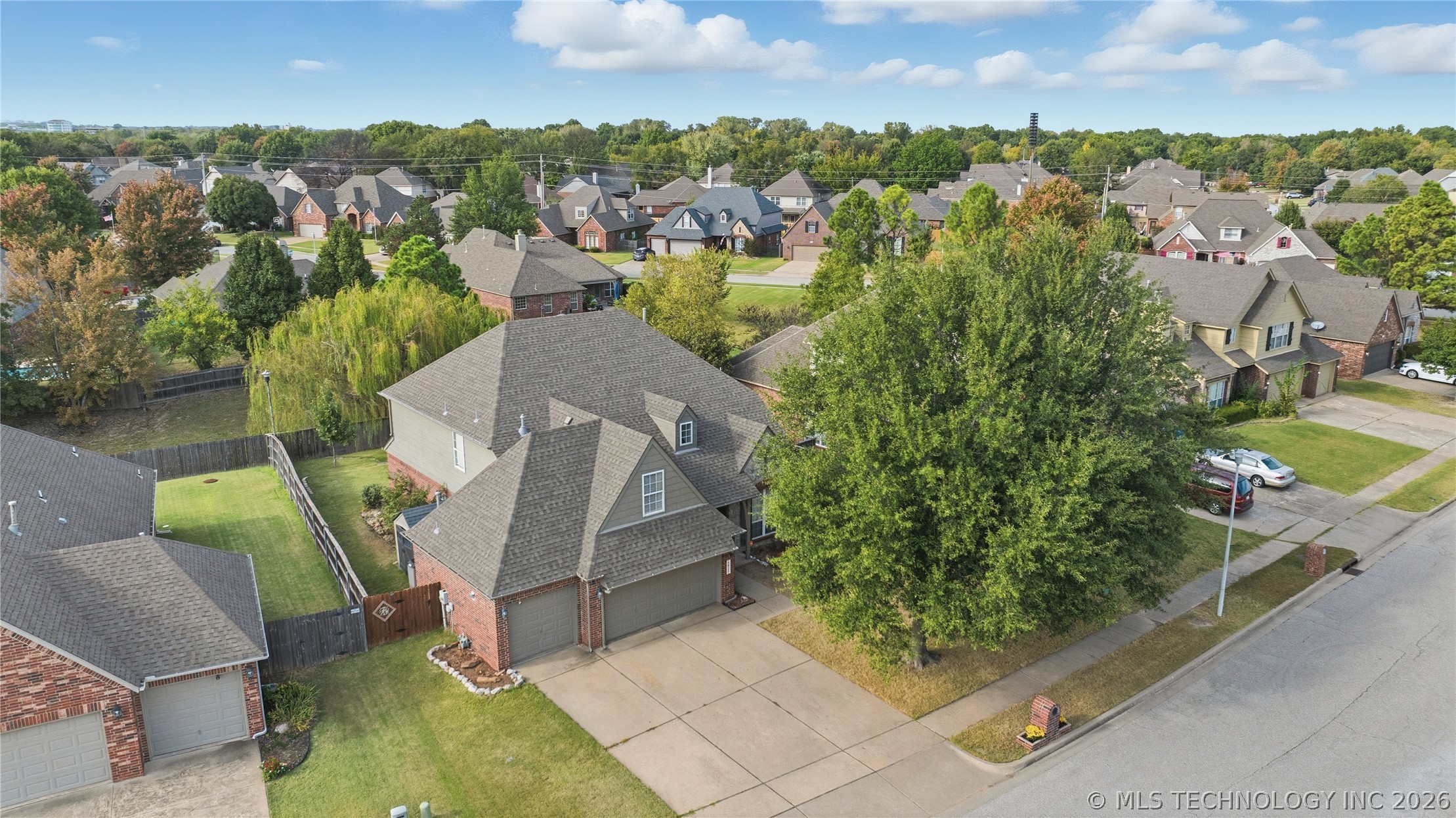 4012 W Kent Street Property Photo 2