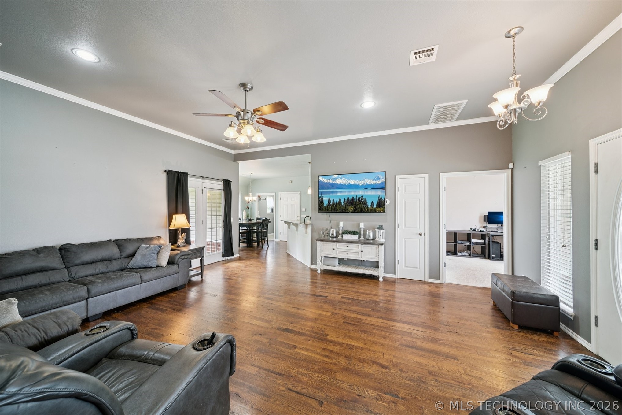 42 Winfield Drive Property Photo 2